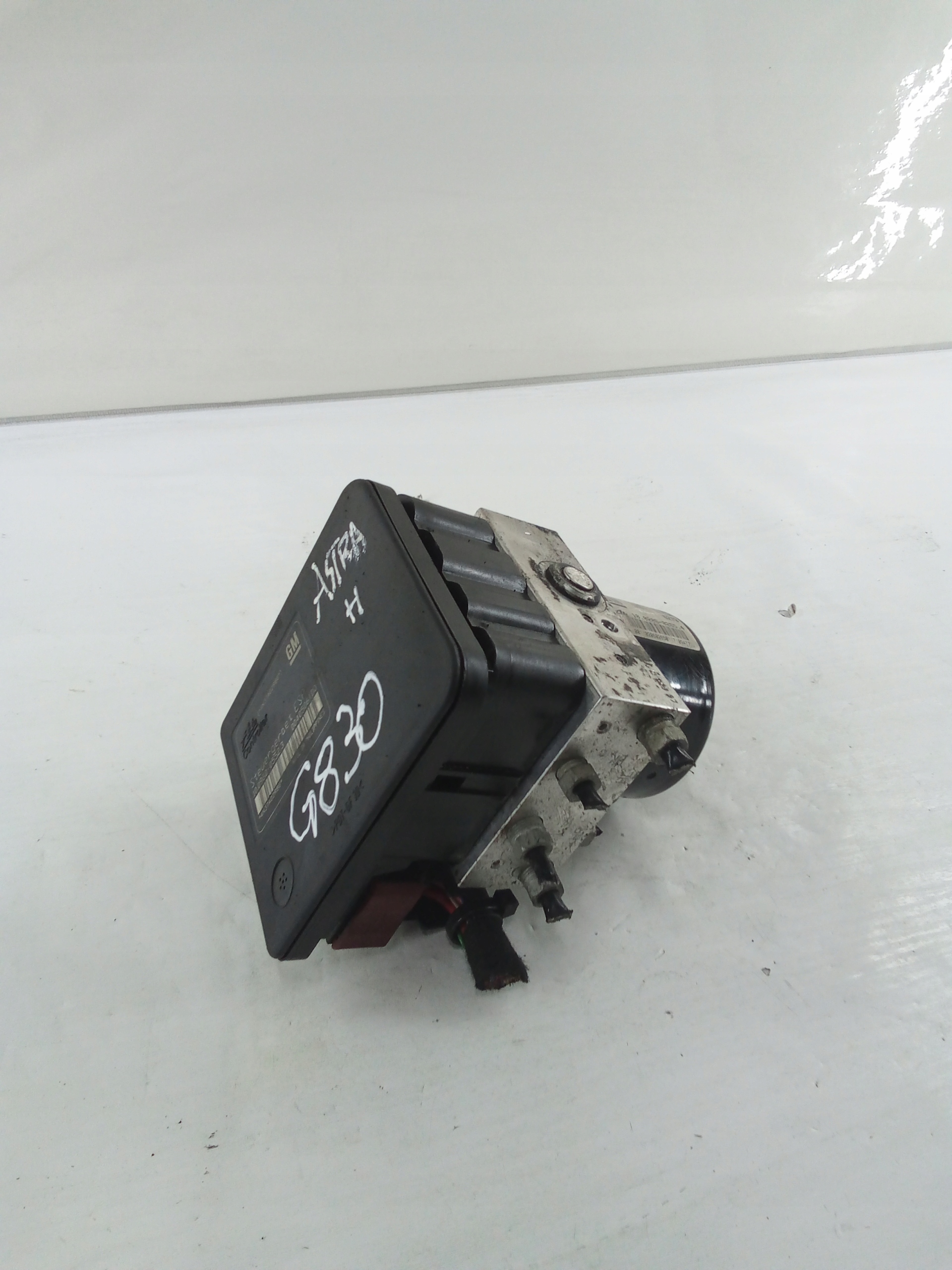 G830 насос ABS OPEL ASTRA H 13246535