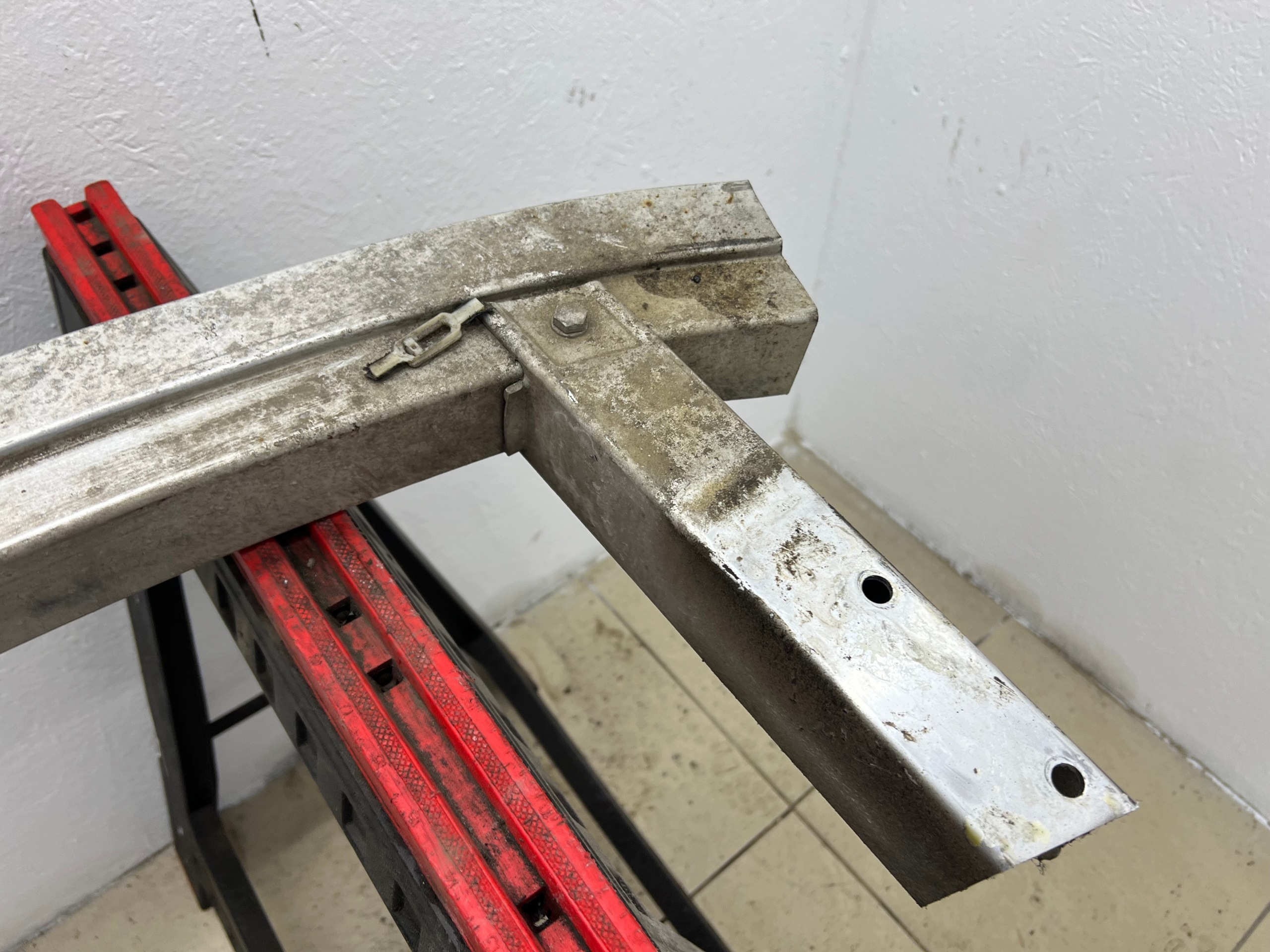AUDI A6 C6 4F 04-11 ROK bumper support rear part pillar 4F0807313D