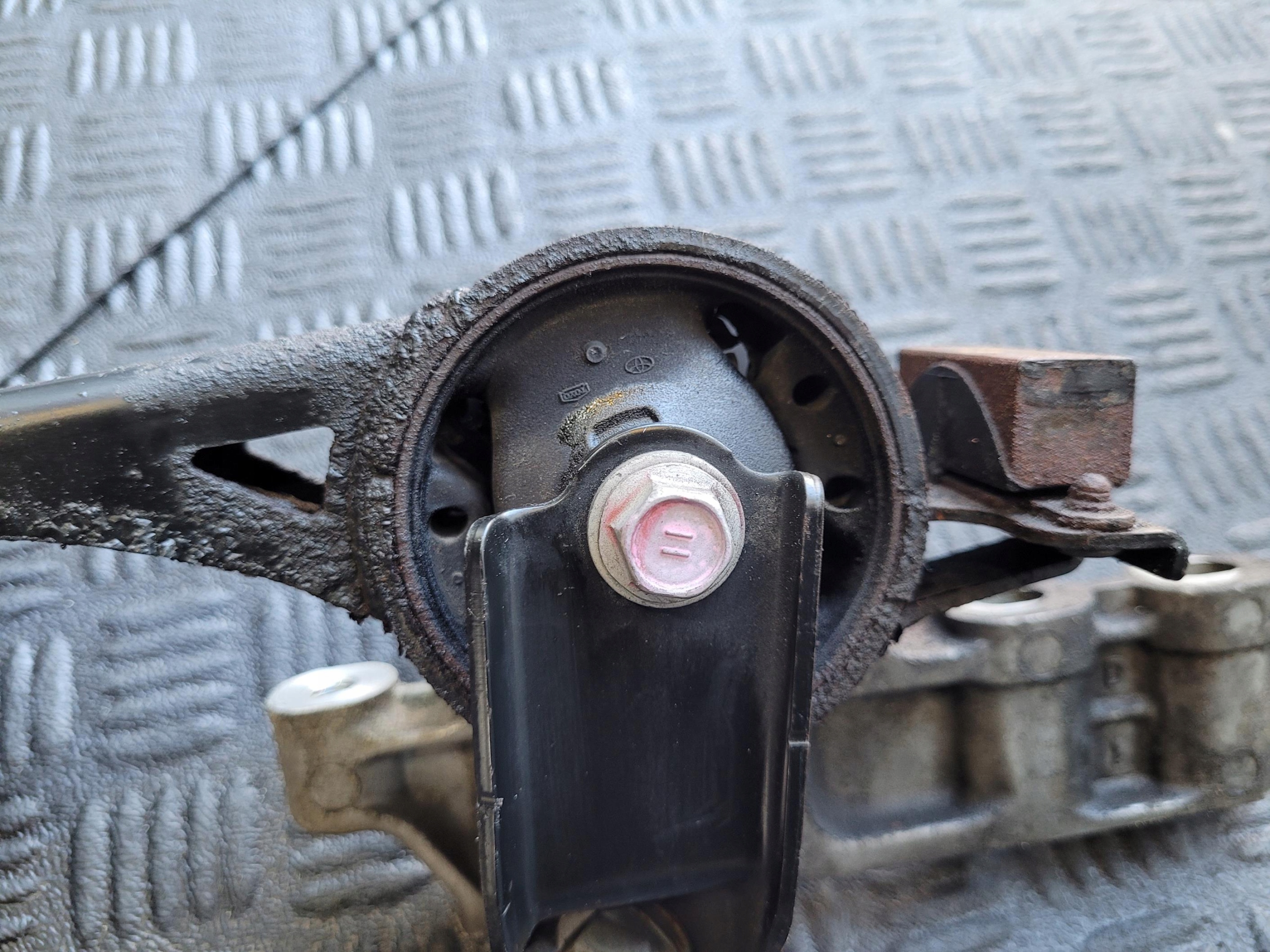 holder holder gearbox mount LEXUS RX 450 III RX450 H