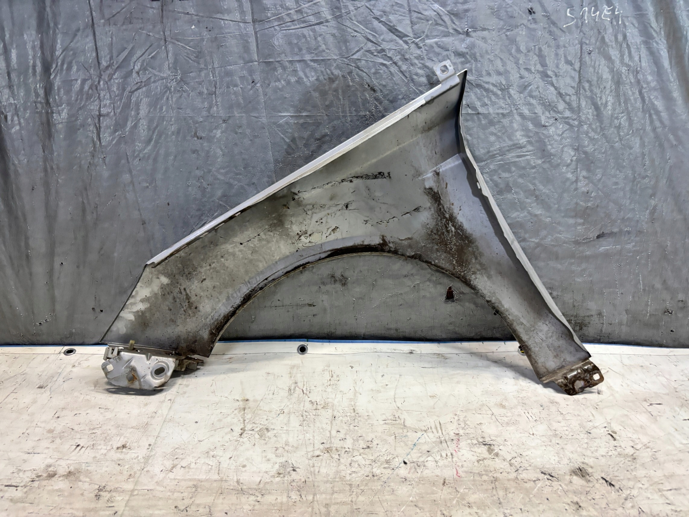 fender right front Ford Focus Mk3 III 3 kombi k:OB