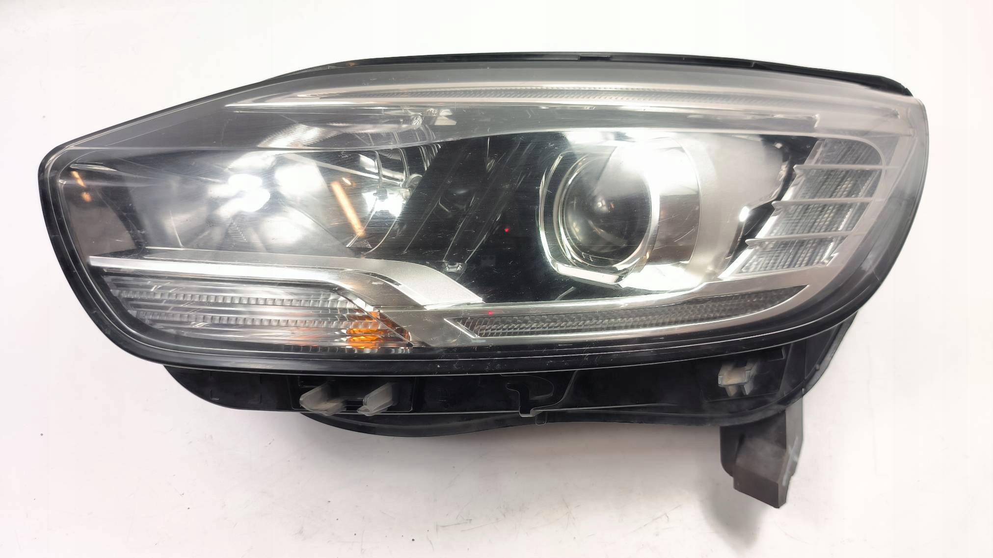 light left front EU 260607230R RENAULT GRAND SCENIC IV