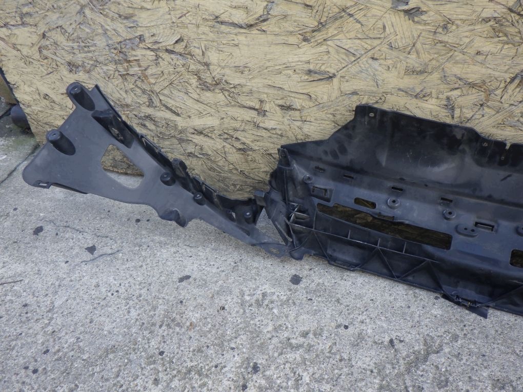 FORD FOCUS MK3 III 2010- support panel for radiators pillar