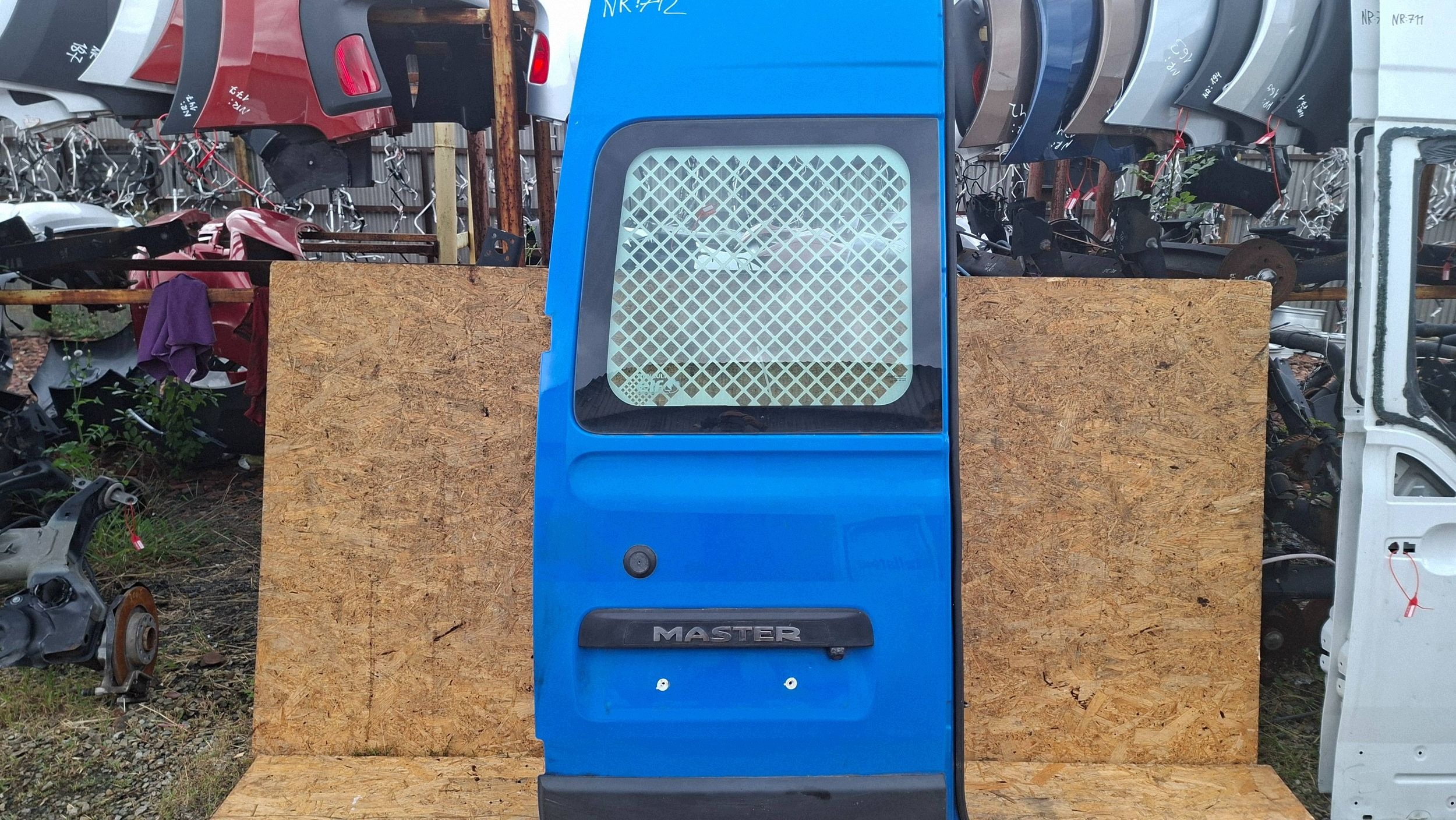 door rear. left 198CM WYSOKOSC RENAULT MASTER III 2010