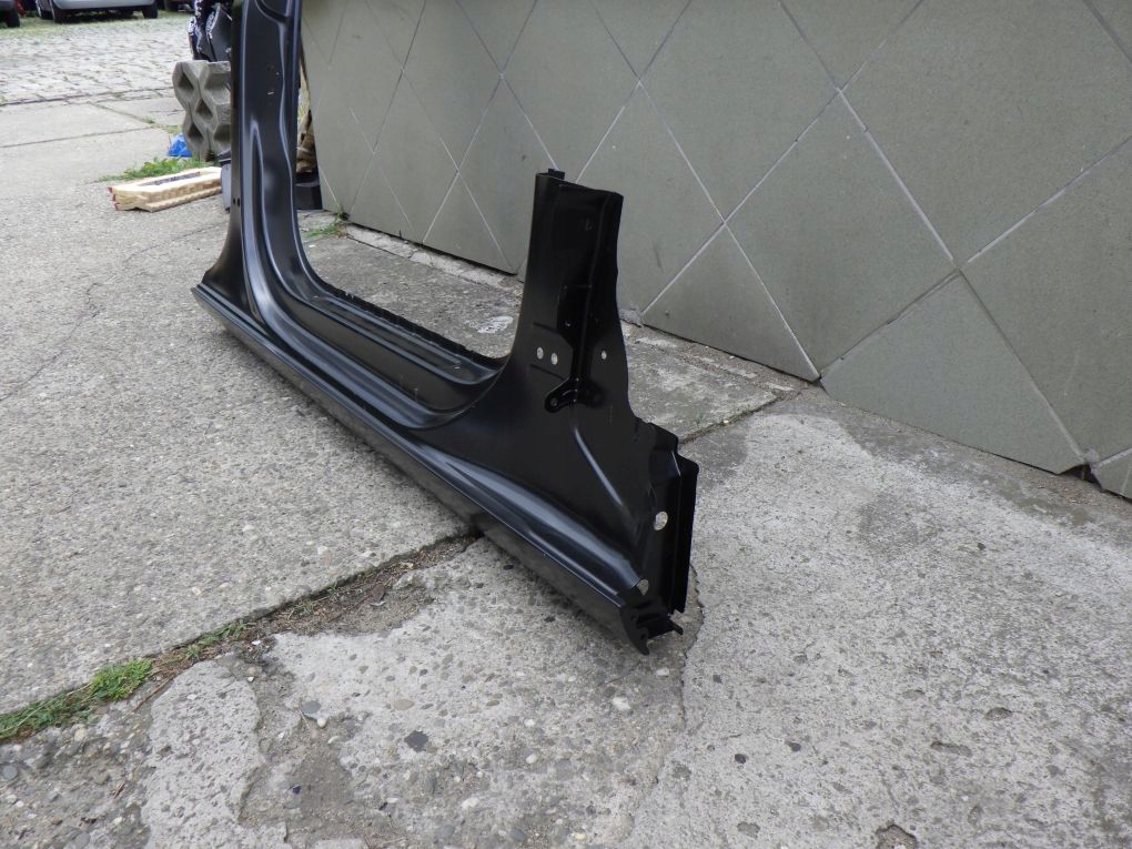 AUDI A4 S4 B9 8W 8W0 8W9 15- threshold right new original