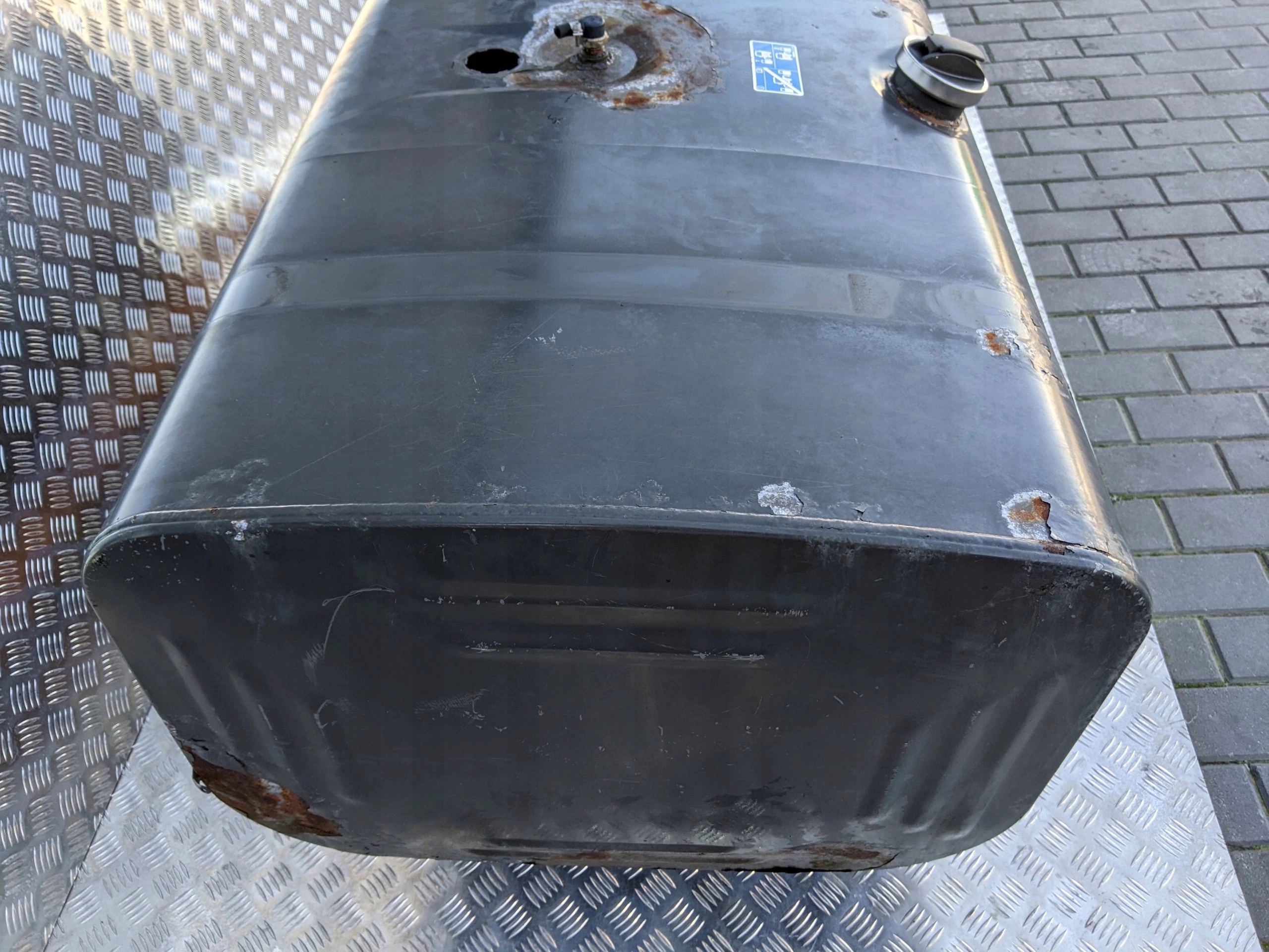 ZBIORNIK PALIWA SCANIA 450 LITRÓW Typ silnika Diesel