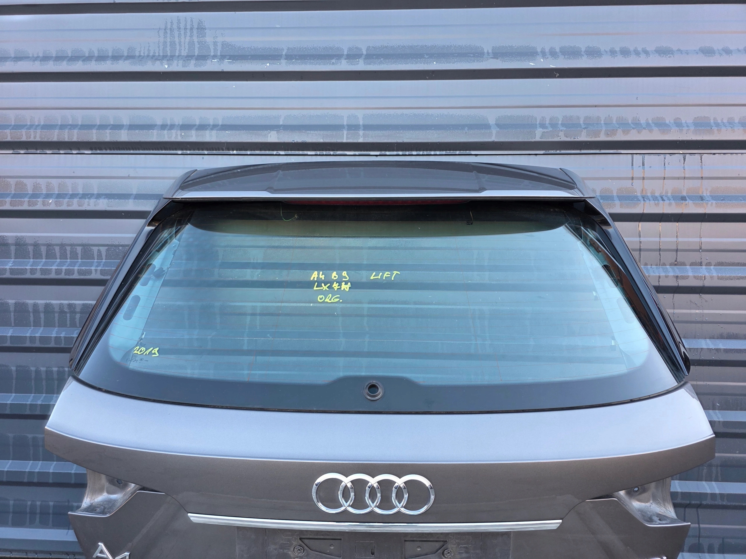 boot door AUDI A4 B9 LIFT AVANT KOMBI LX7H original *2* !!!