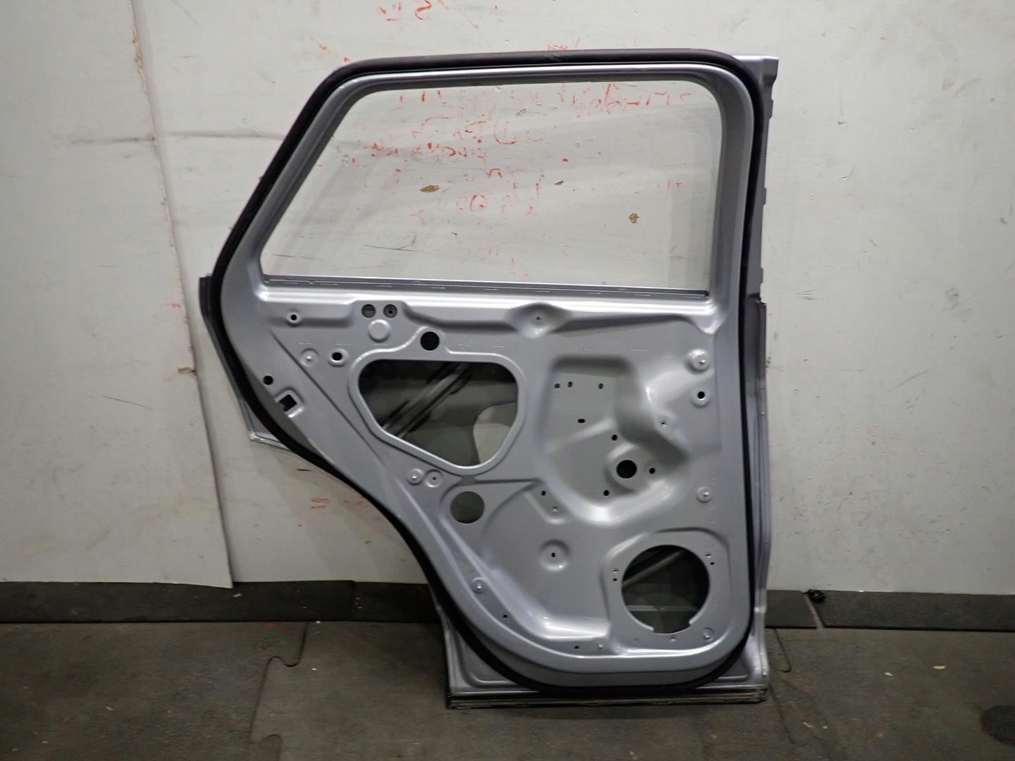 Tür heck hinten links AUDI Q2 2016
