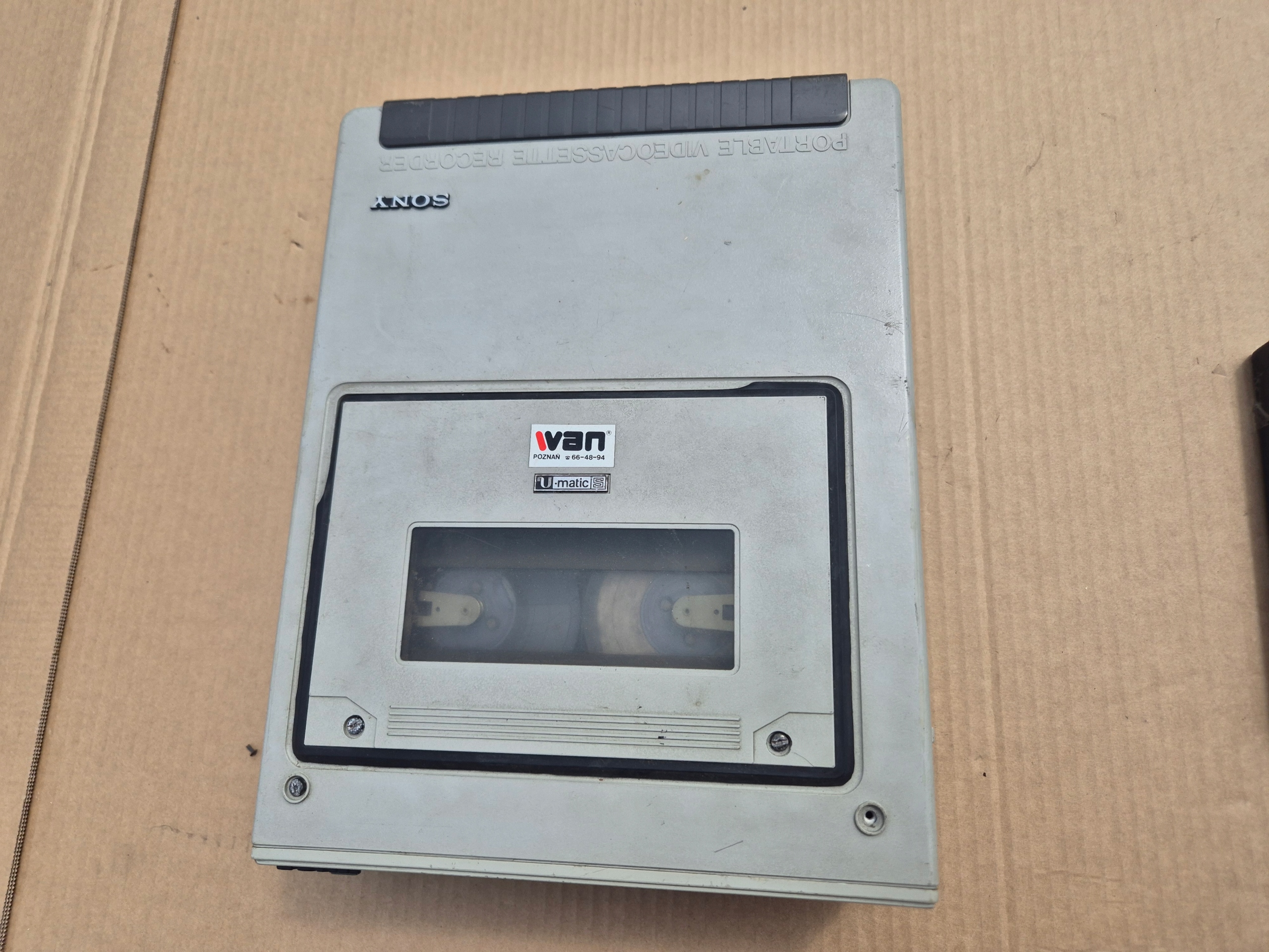 SONY VO-6800 PS U-Matic. Портативный видеомагнитофон.