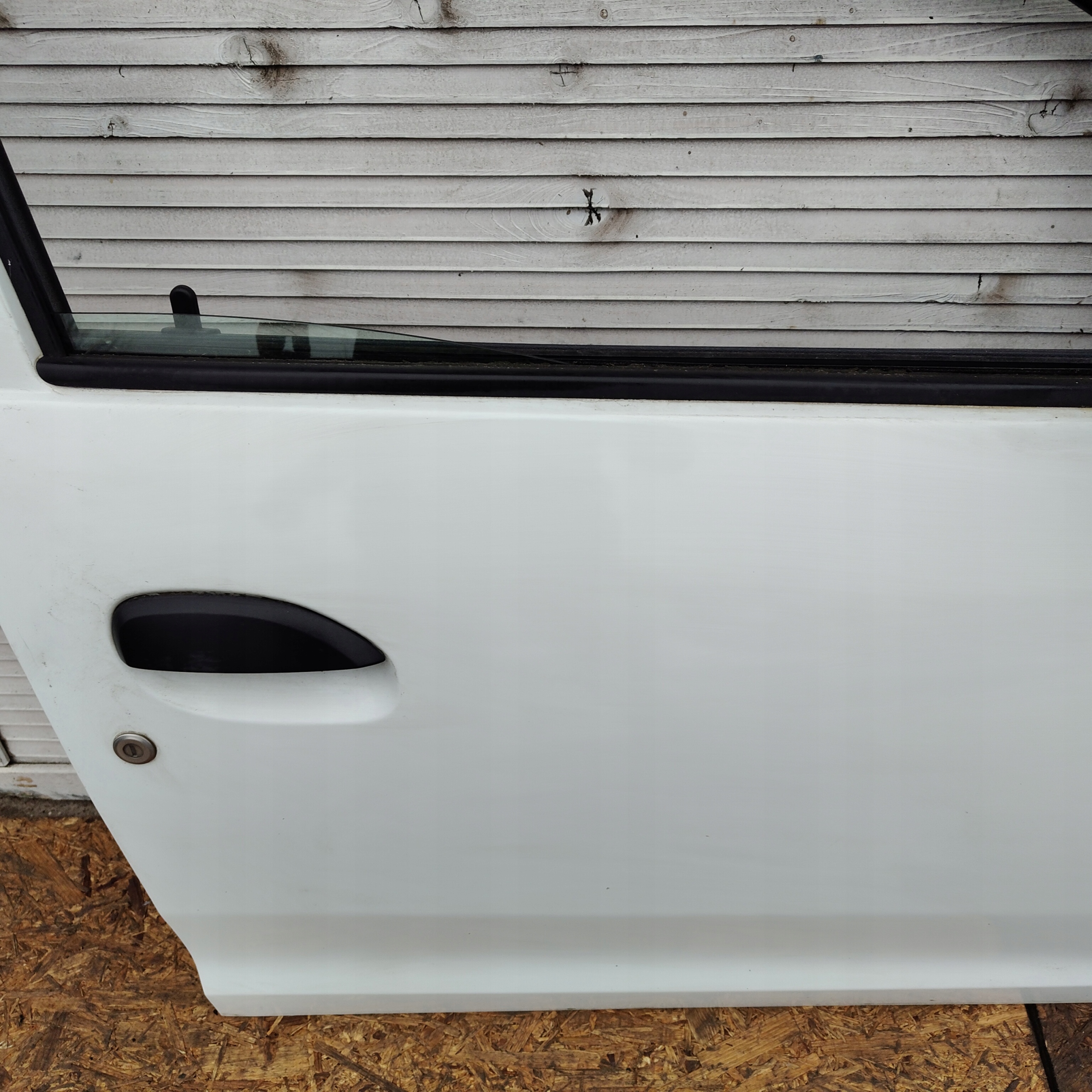 door front front right DACIA SANDERO II DV369