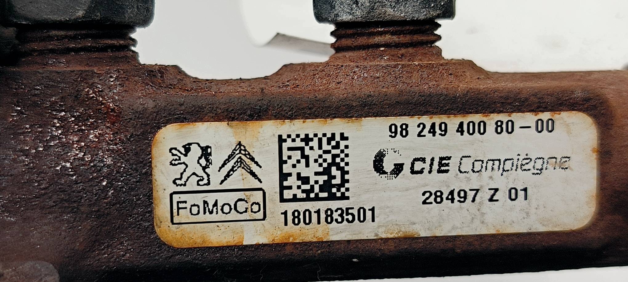 Rampe injection 9824940080 TOYOTA PROACE II