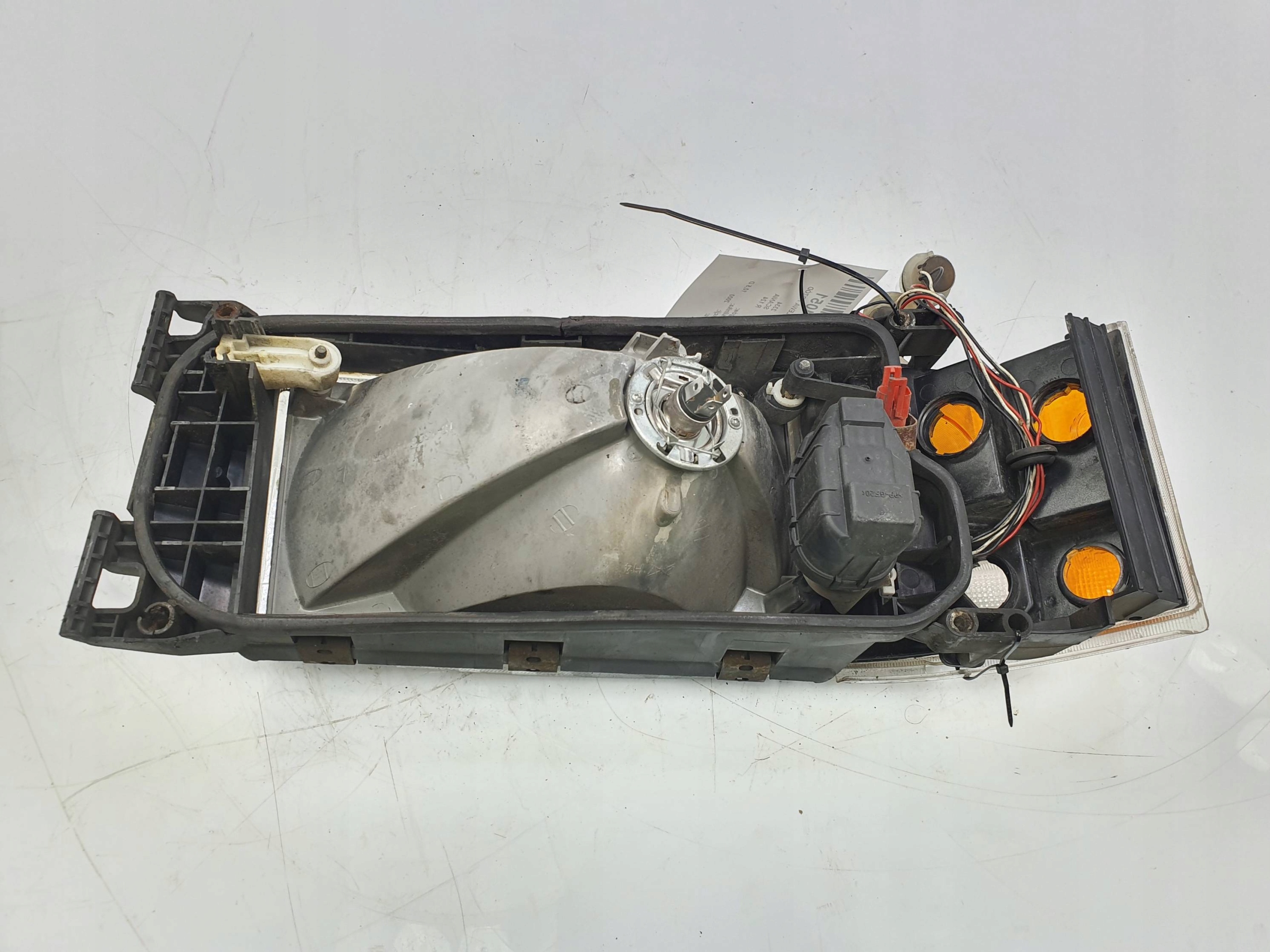 light left front SCANIA R 124