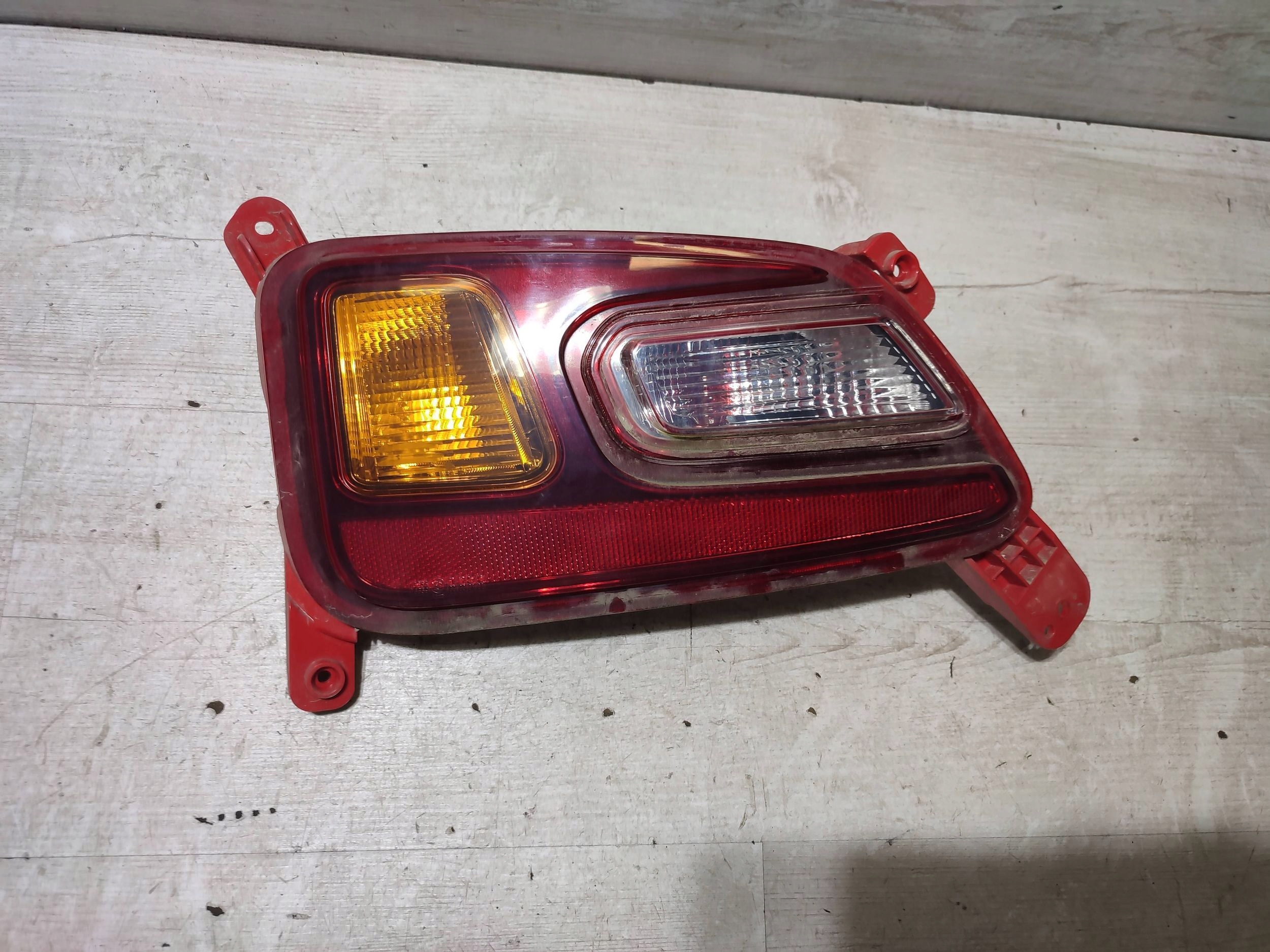 Hyundai Kona and 2018 rear part side left light rear
