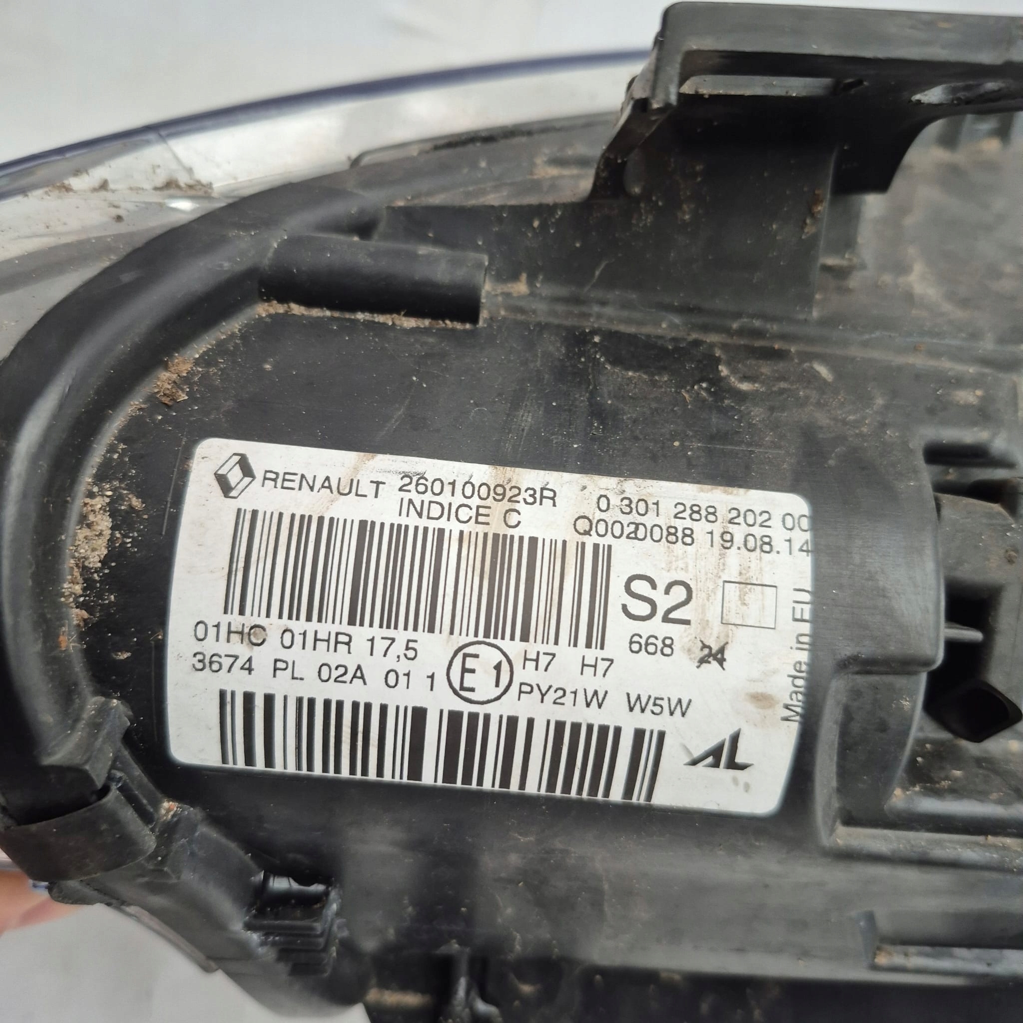 RENAULT MEGANE III LIFT 14- light right front front lens 260100923R