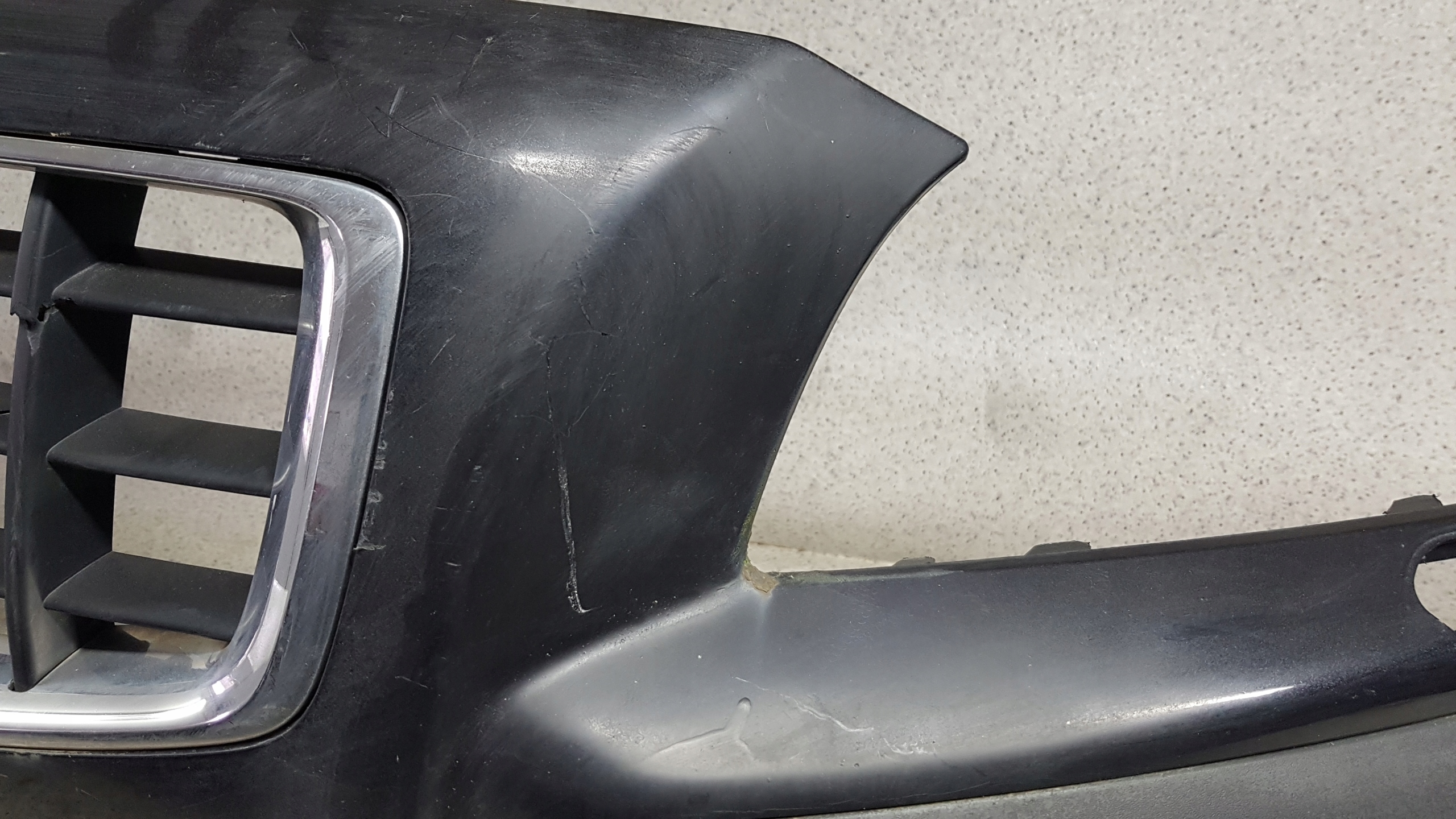 VOLVO XC70 XC 70 2007 - bumper front 2398