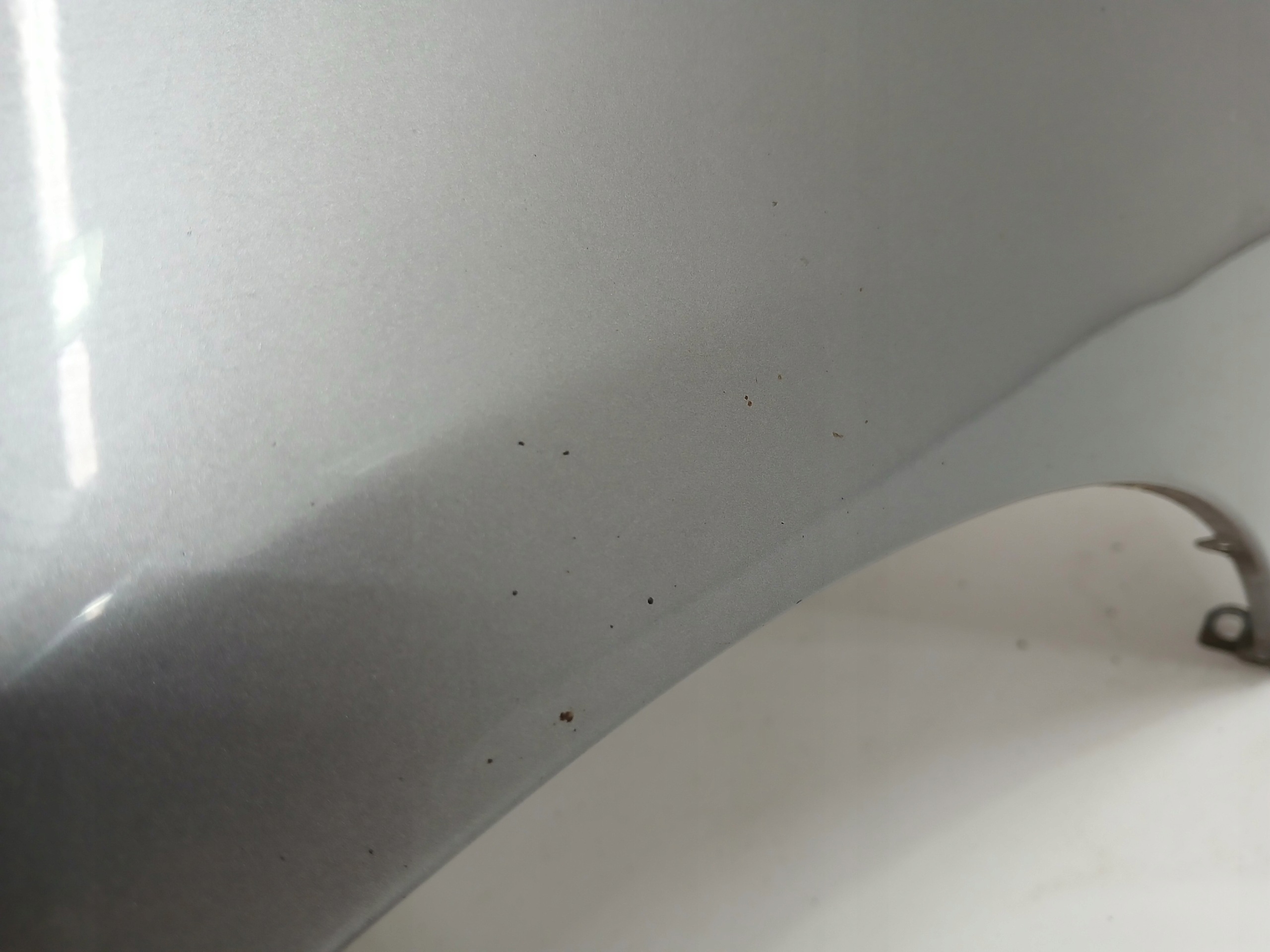 sárvédö bal elsö BMW E90 E91 SPACEGRAU A52