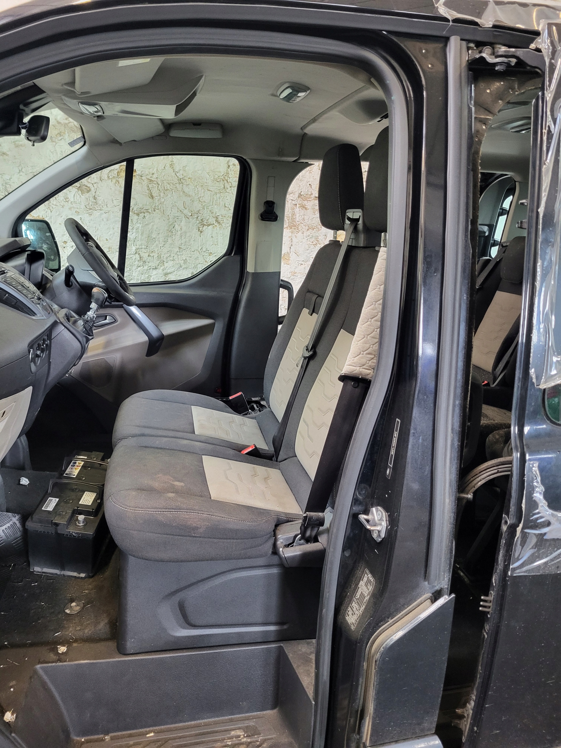 FORD CUSTOM 17R seats side upholstery carpet inner the centre KOMPLET