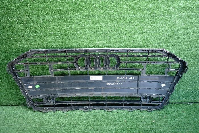 AUDI A6 C8 18- maska