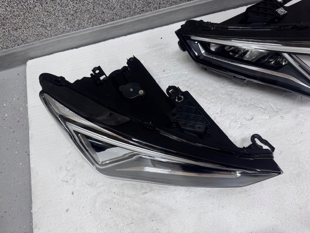 lights Seat Cupra Leon Full Led left right 2021