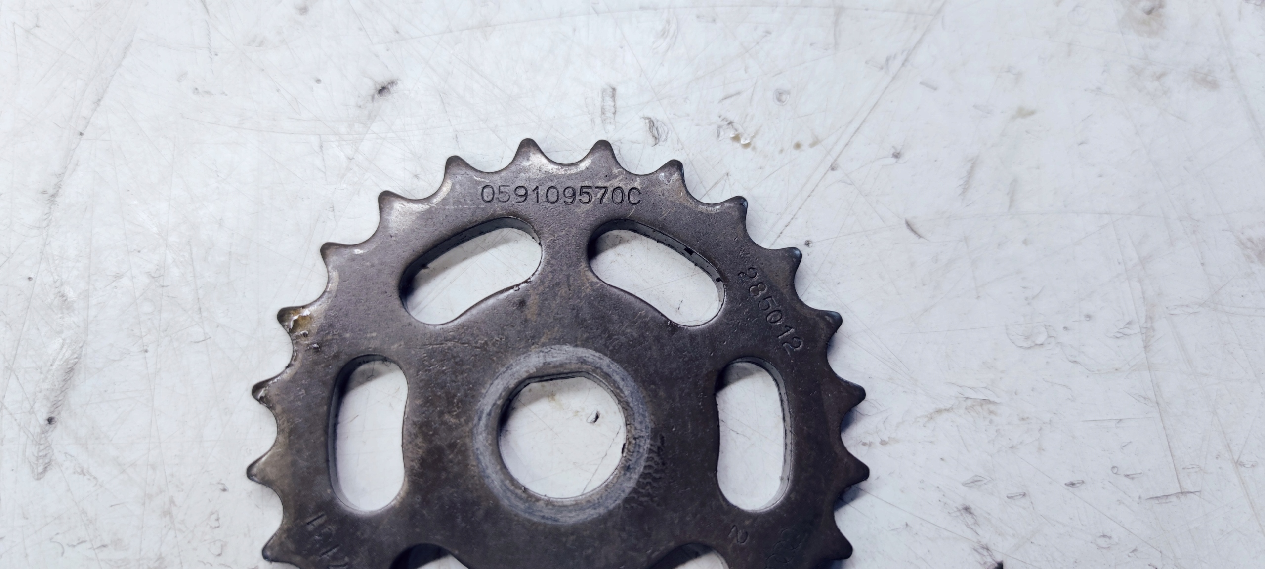 DISTRIBUTION KOMPLET AUDI A4 A5 A6 3.0 TDI CLA CDU CVU