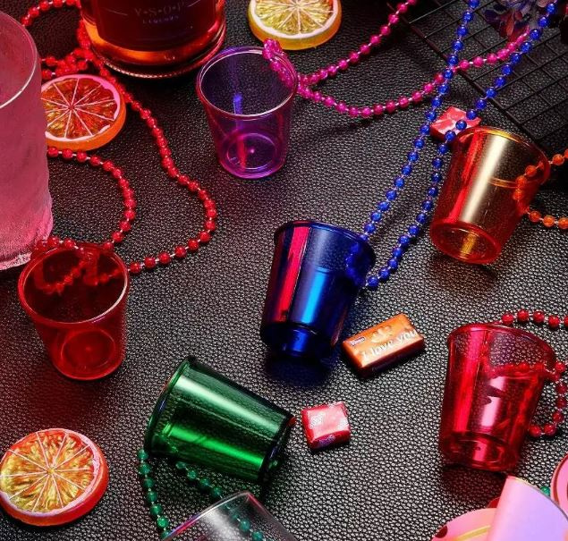 PLASTIKOWE KIELISZKI NA ŁAŃCUSZKU 6szt. WIELORAZOWE IMPREZOWE GADŻETY EAN (GTIN) 5906269932548