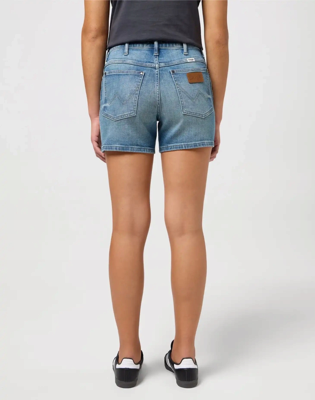 Dámské kraťasy kraťasy Wrangler Boyfriend Short Shoreline 112351036 W25