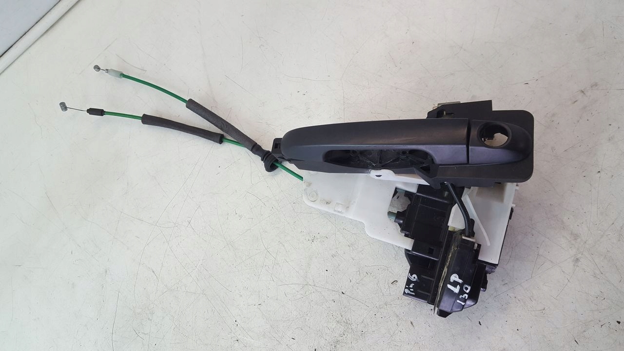 lock front front left Hyundai i30 1,6 CRDI