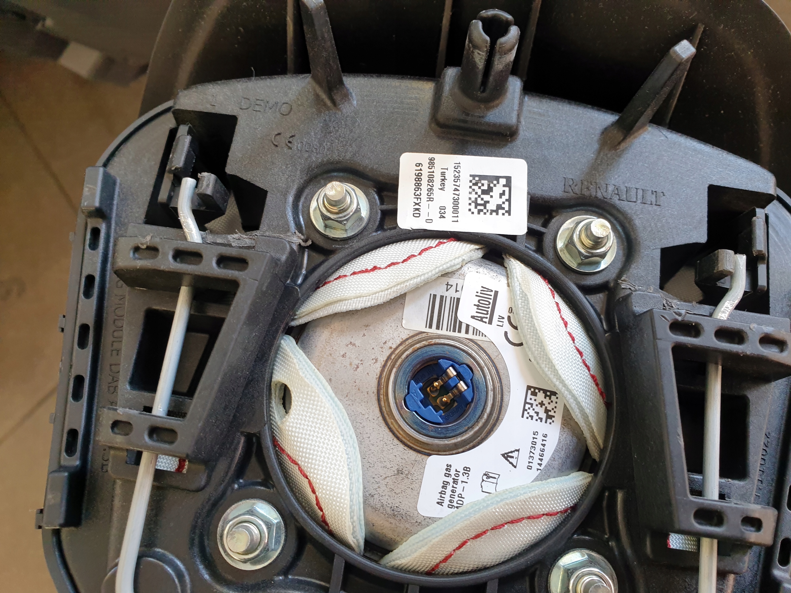 dashboard instrument panel airbags RENAULT CLIO 4 IV 2014