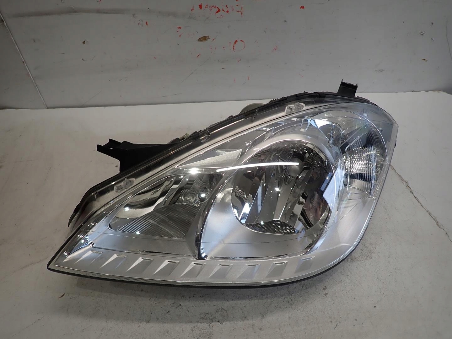 light front front left MERCEDES A-KLASA W169 LIFT 2008- A1698205761