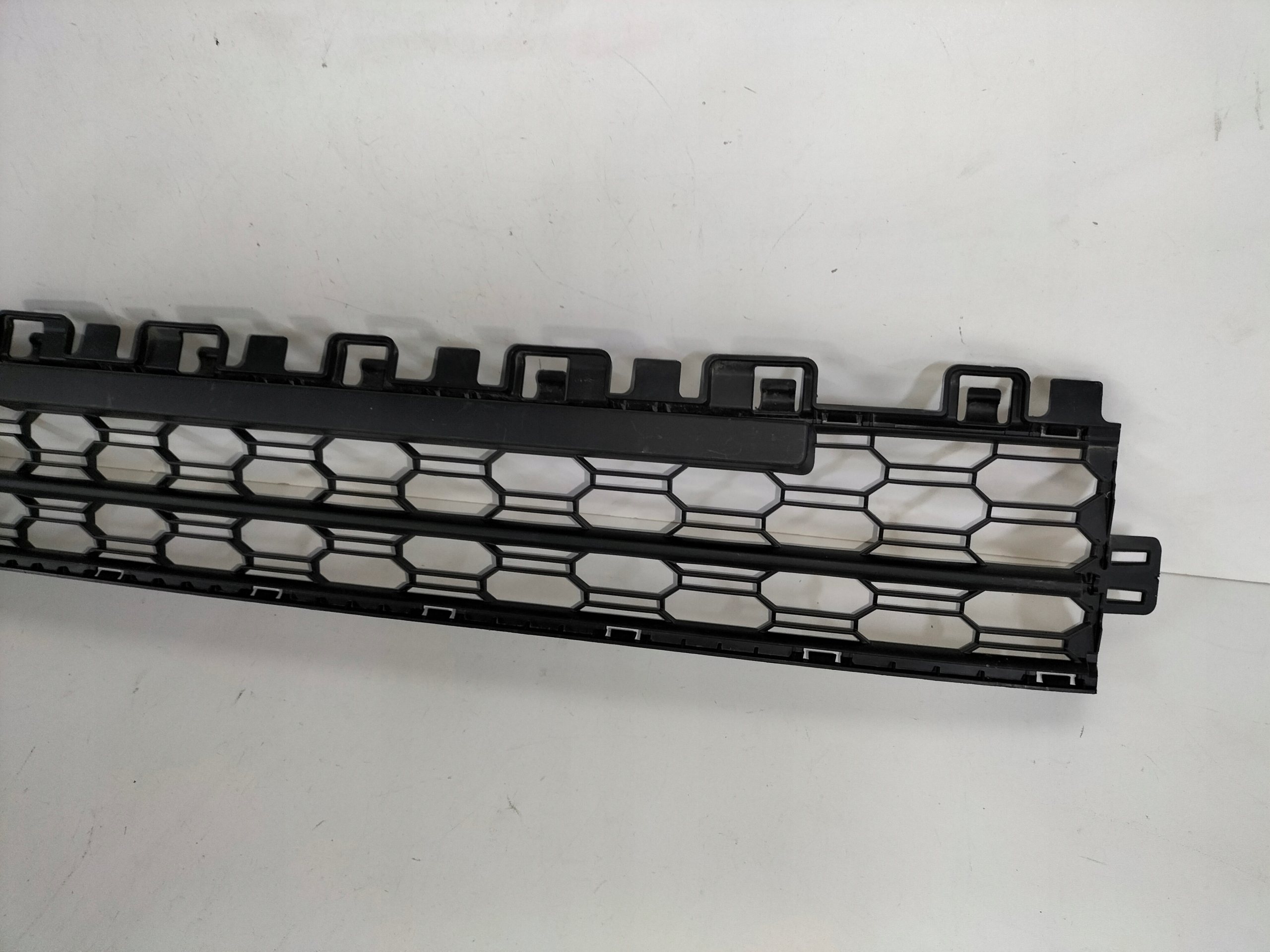 grille grid grill of a bumper front central SKODA OCTAVIA 4 IV 19