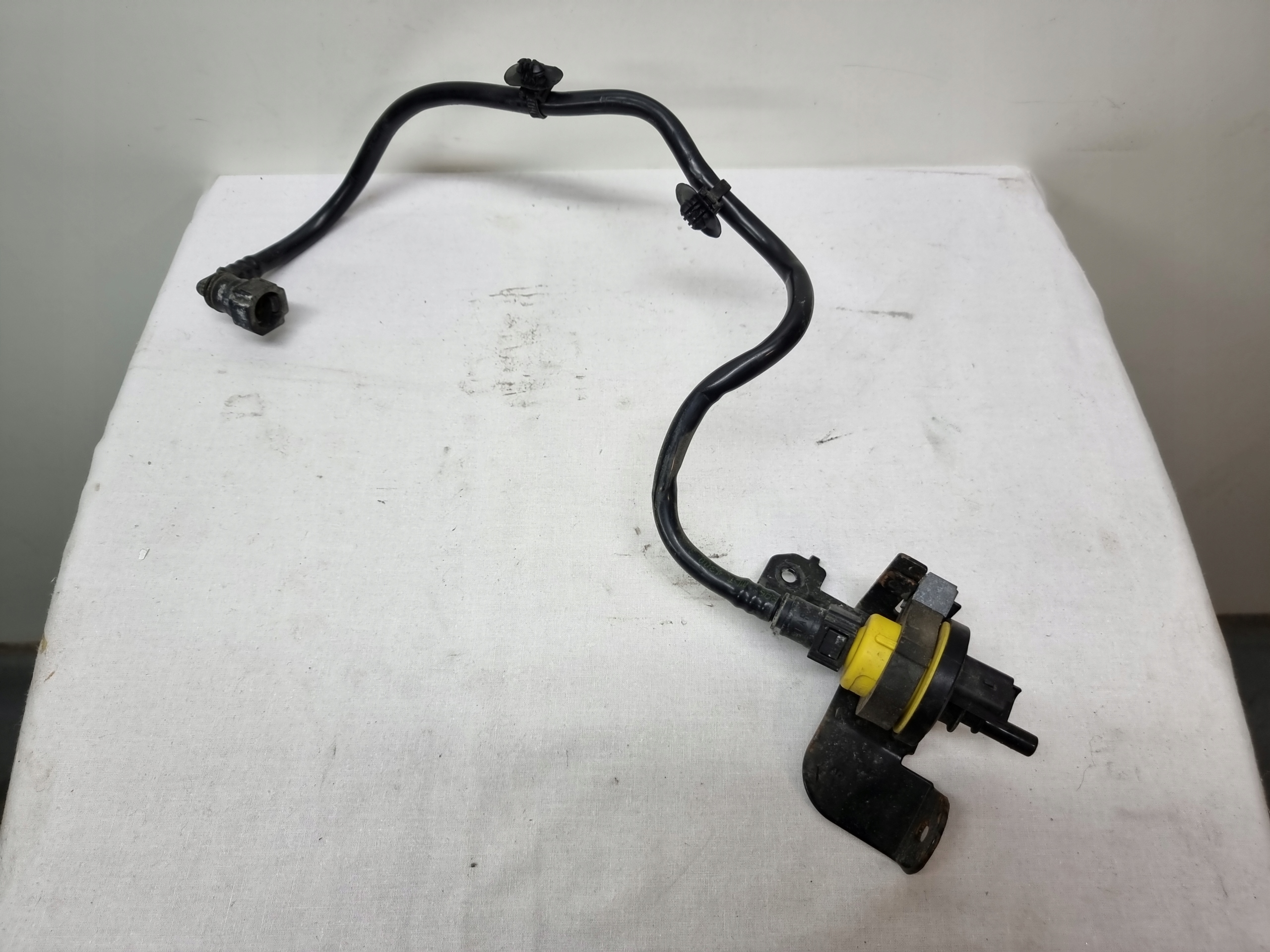 V29122964 - RENAULT KADJAR ВАКУУМНЫЙ КЛАПАН