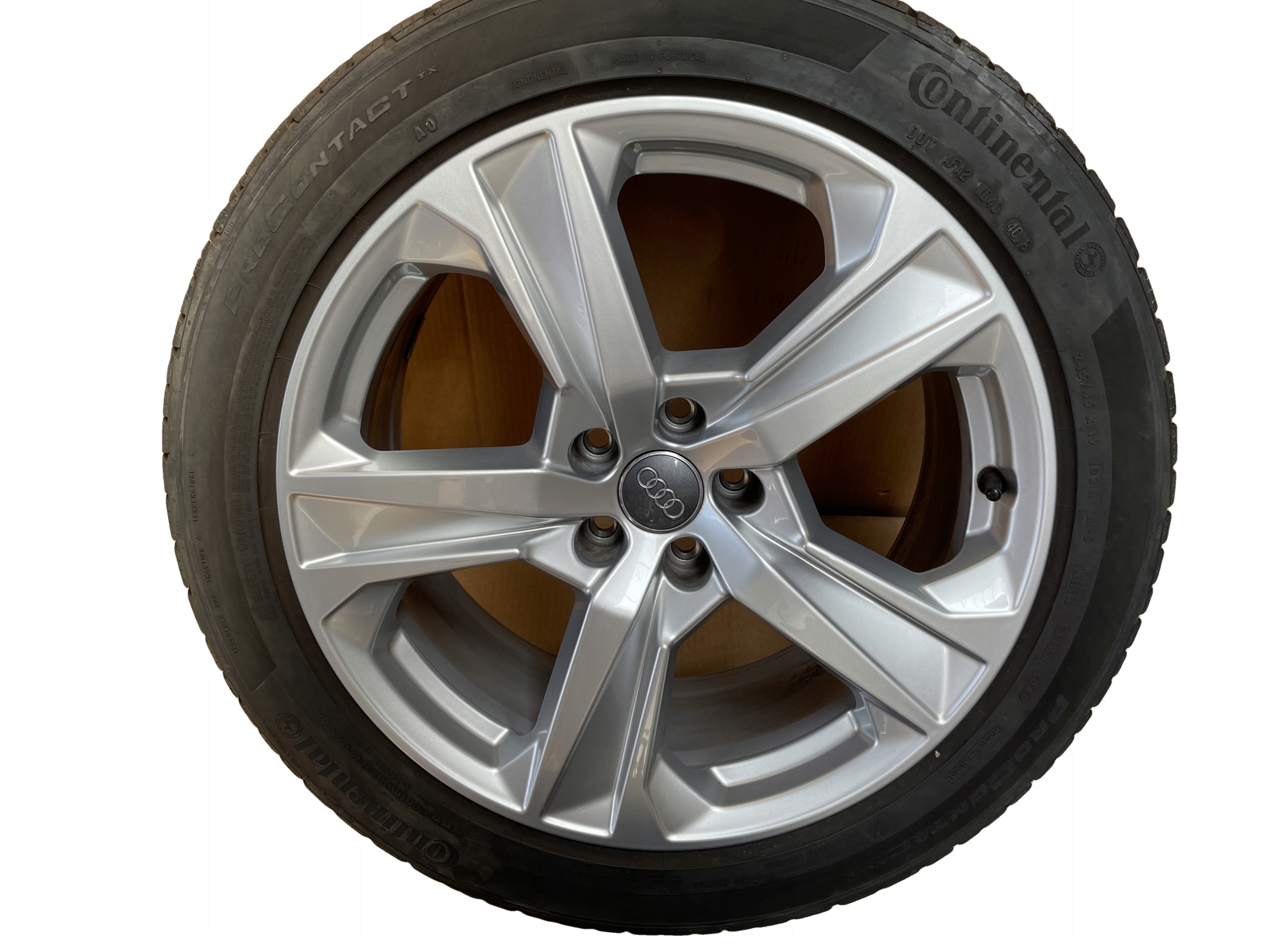 AUDI A7 4K wheels discs 245/45R19 CONTINENTAL