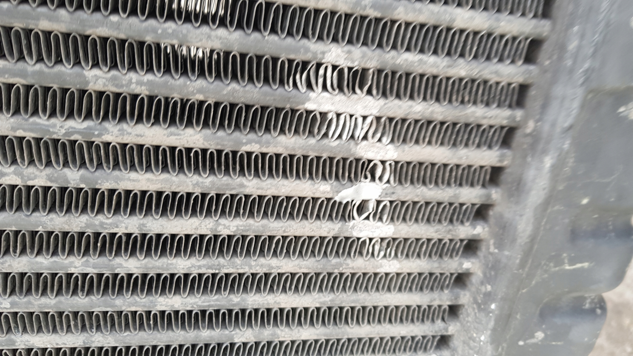 VOLVO FH13 Kühler intercooler 21384583