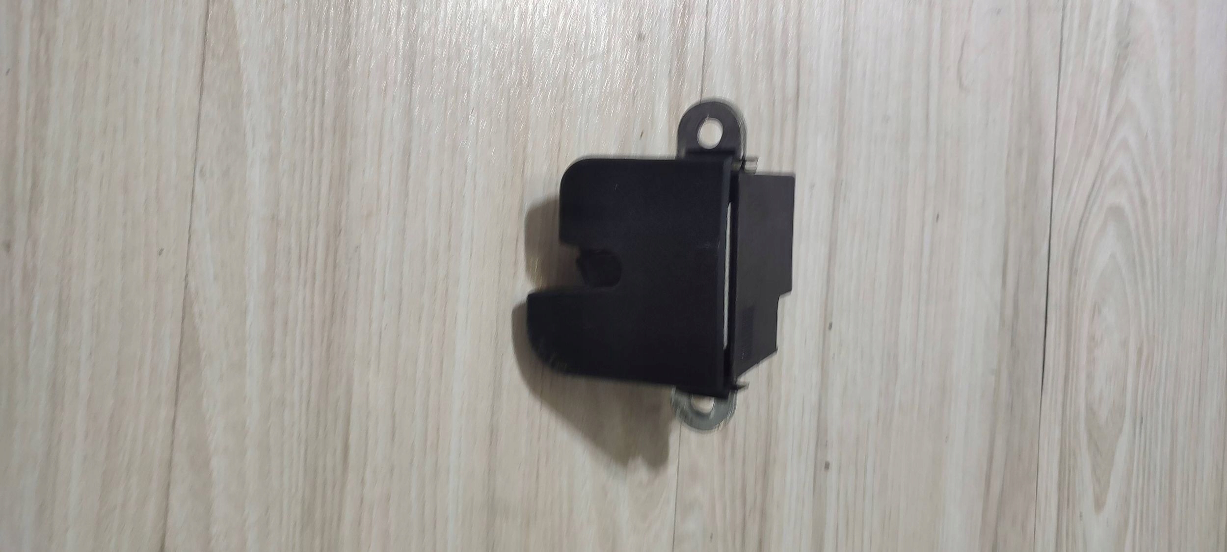 lock bonnet boot Volkswagen Caddy 2K5827505C