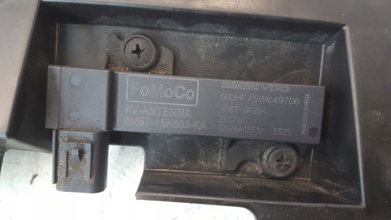 bumper bracket central rear part Ford S-MAX 2,0 TDCI