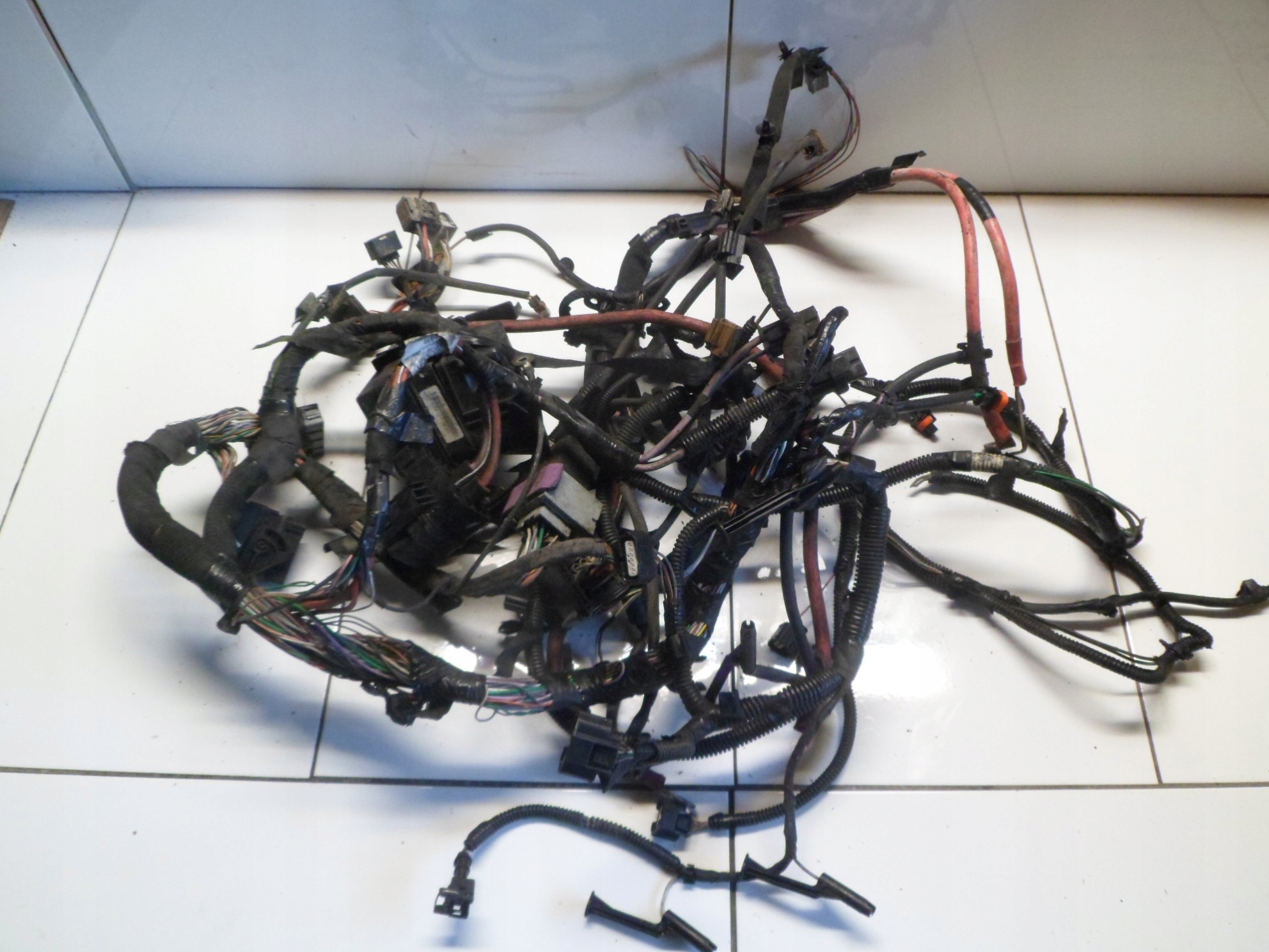 RENAULT SCENIC III 1.6DCI bundle motor wiring 240111595R