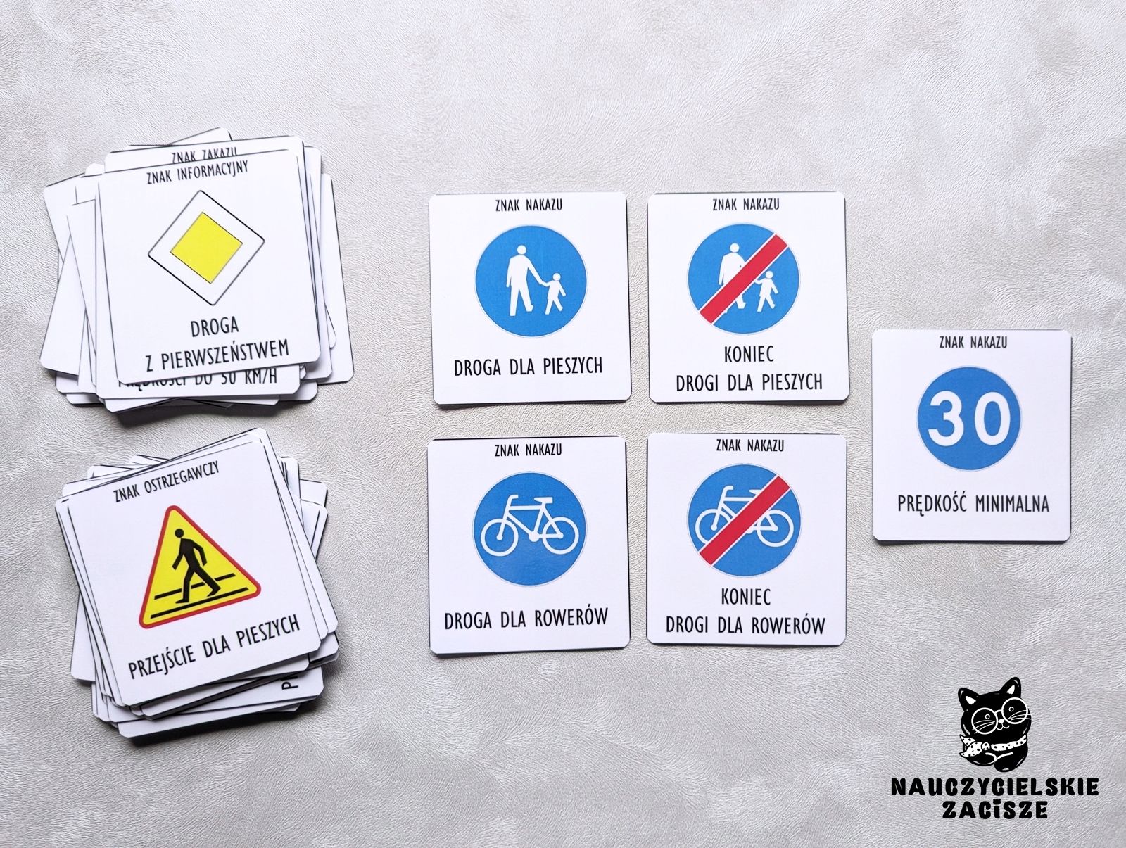 Karty edukacyjne ZNAKI DROGOWE dla dzieci 54 plansze 9x9 cm ISBN 9783347645509