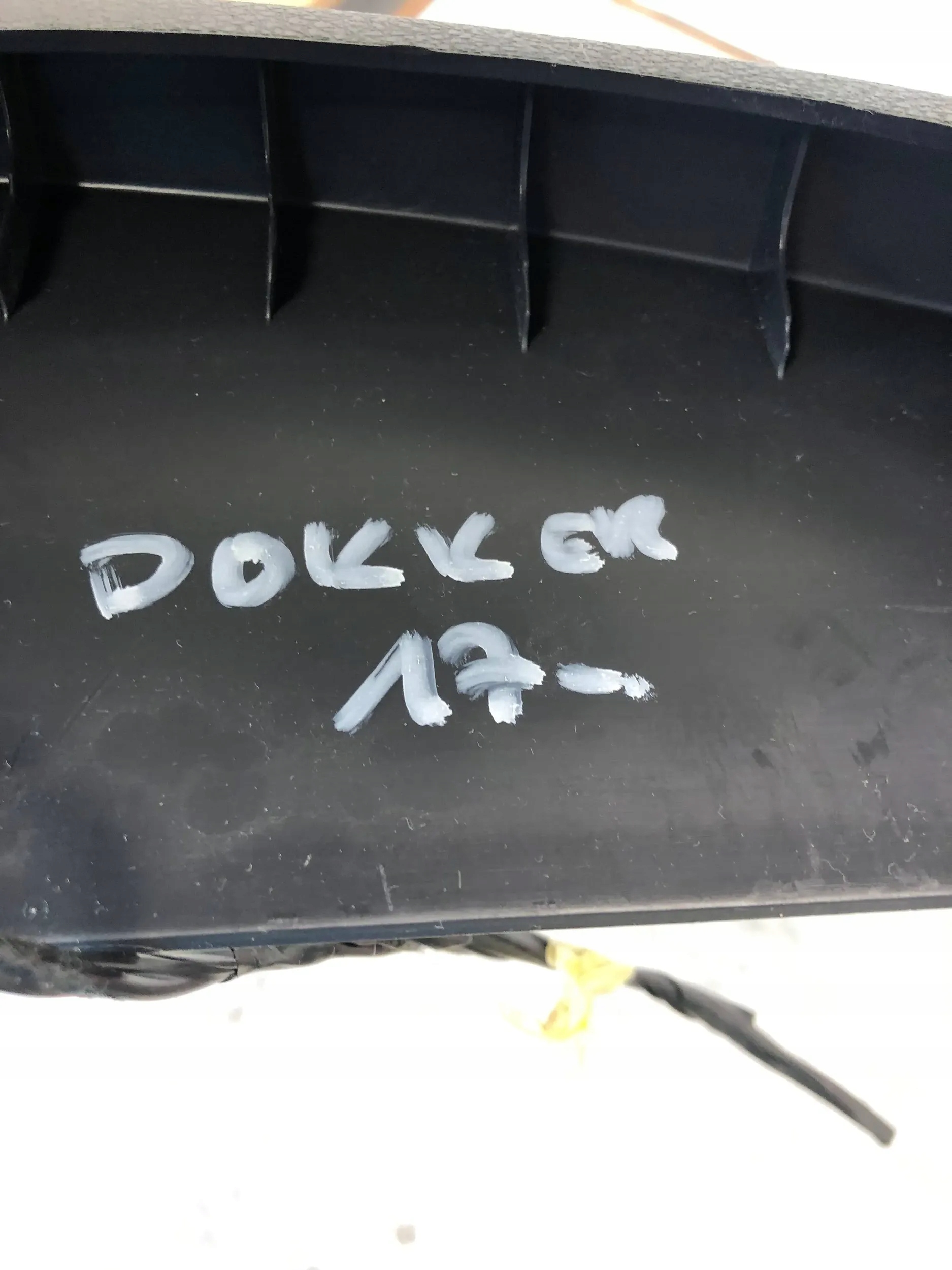 TUNEL mitte DACIA DOKKER 363156668R