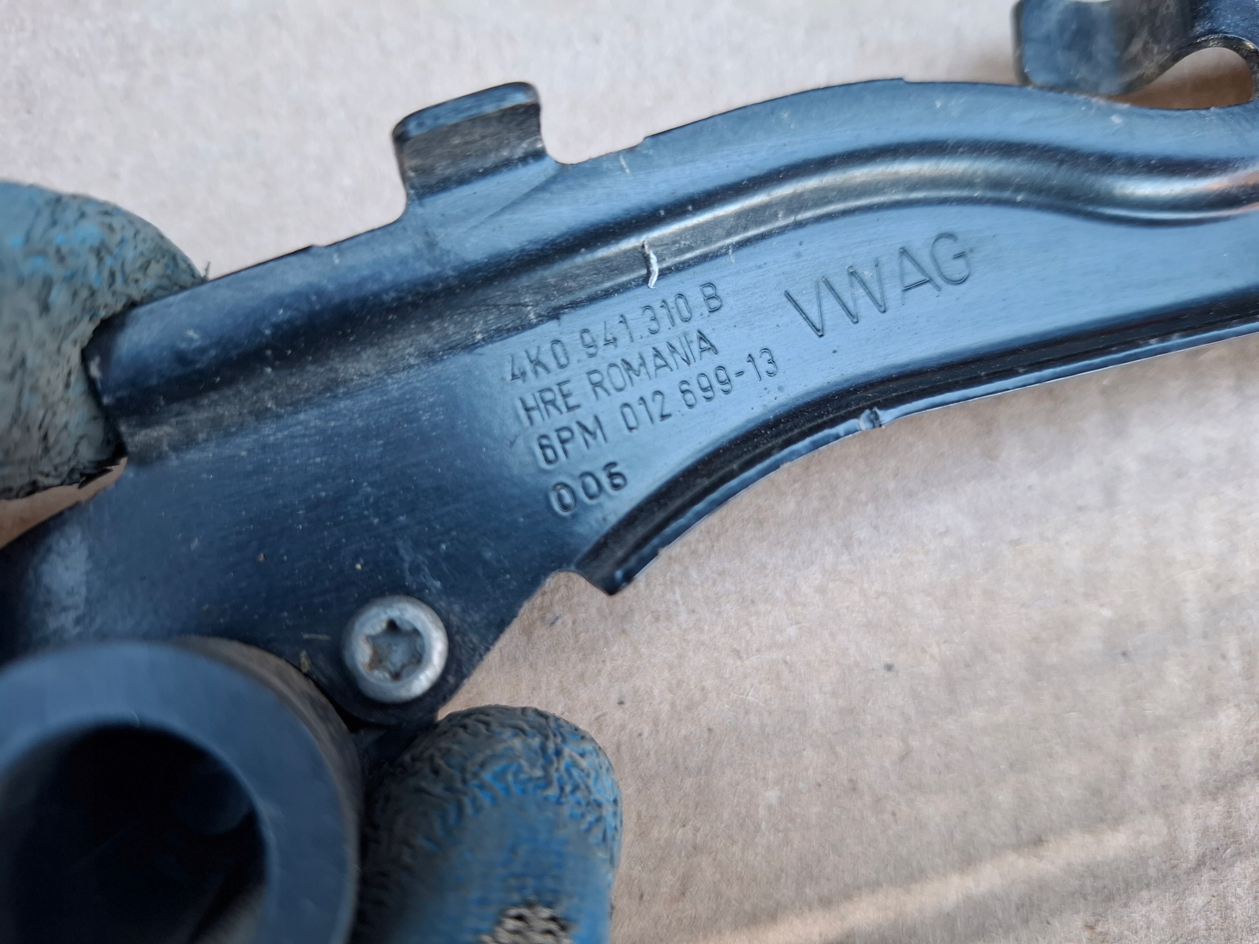 Audi A6 C8 23r Sensor POZIOMOWANIA Leuchten heck rechts 4K0941310B