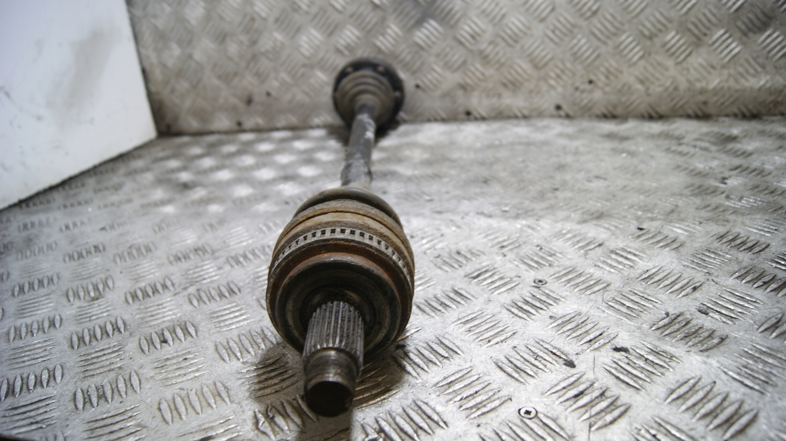 semi-axis semi-axis right rear BMW E90 2.0 D 7533446AI02