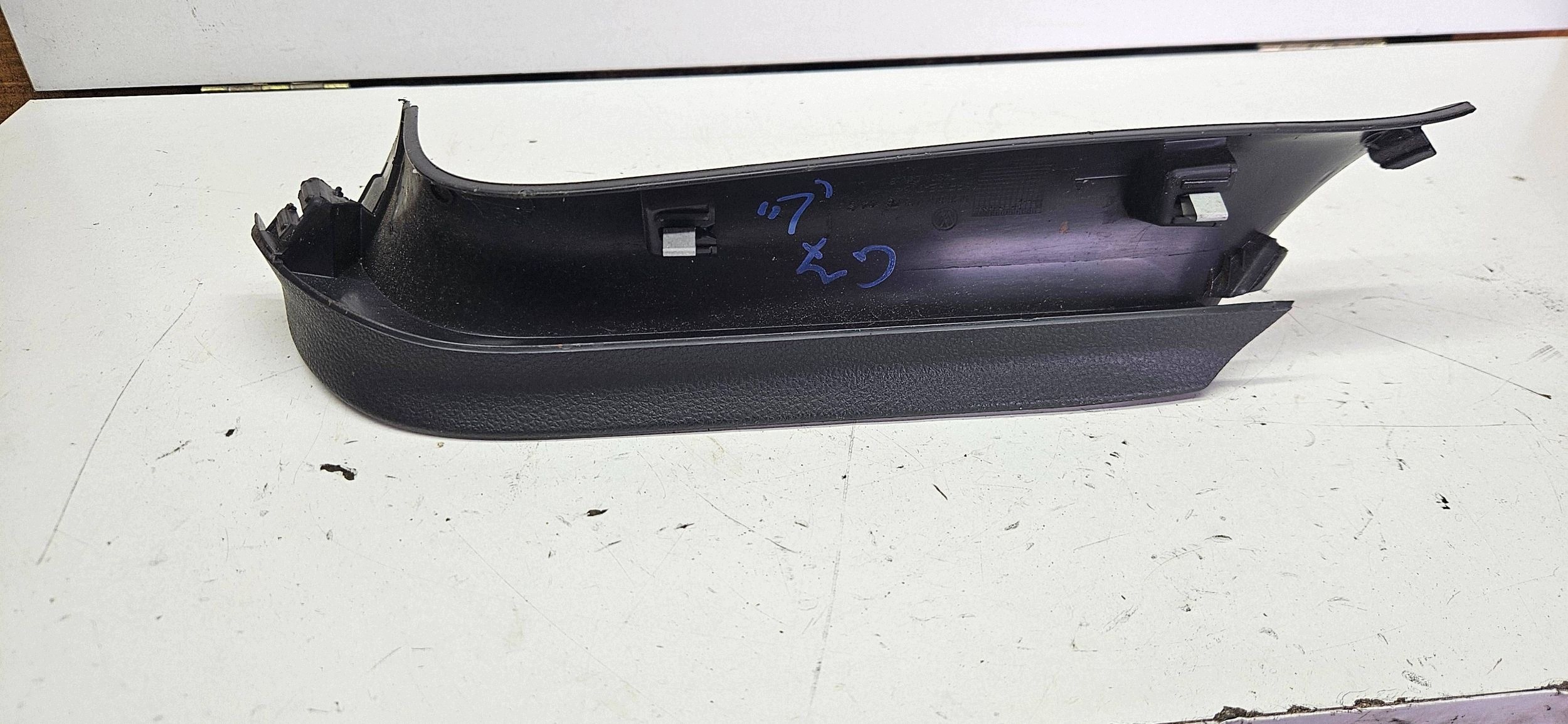 VW Golf VII 7 5G6 left cover upholstery bonnet boot 5G6867713C