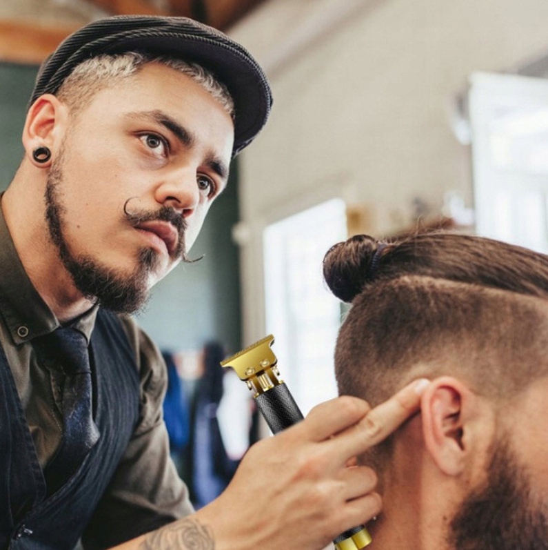 MASZYNKA DO WŁOSÓW ekran LCD TRYMER BRODY,BARBER Kolor dominujący czarny