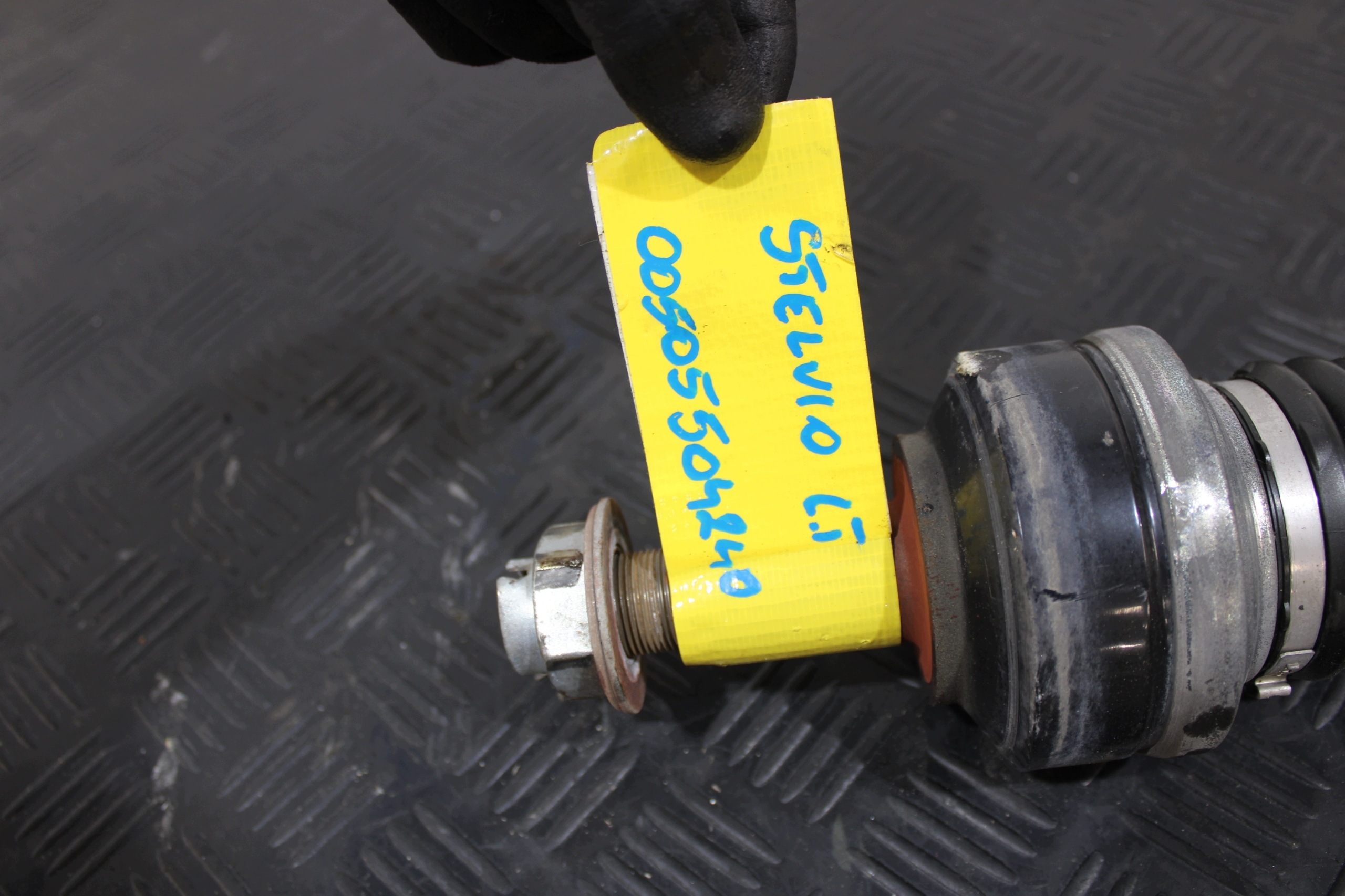 semi-axis semi-axis left rear part 00505504240 ALFA ROMEO STELVIO