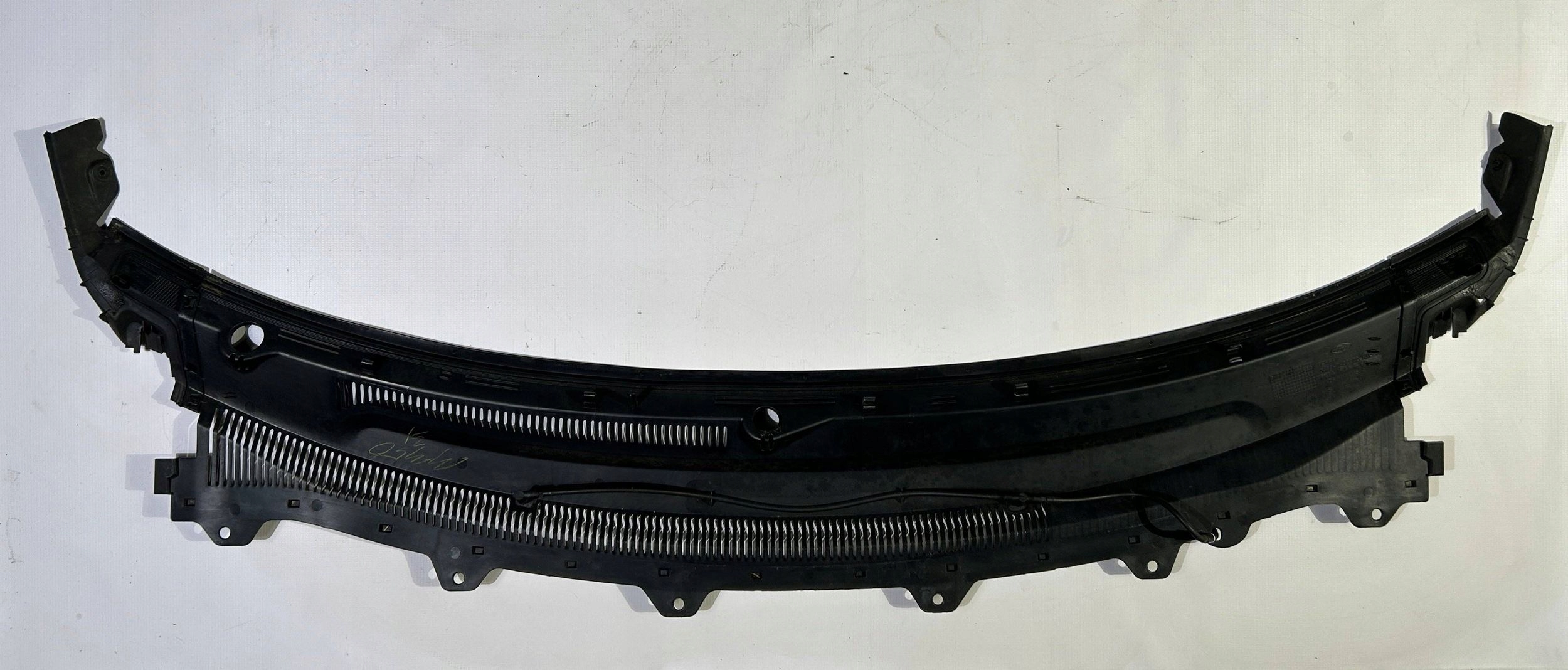 torpedo front front upper tension belt cover Ford Flex 2013