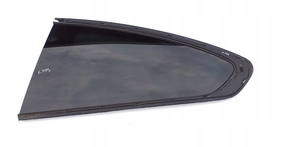 86776 - Стекло левое боковое зд BMW F13 дымит оригинал