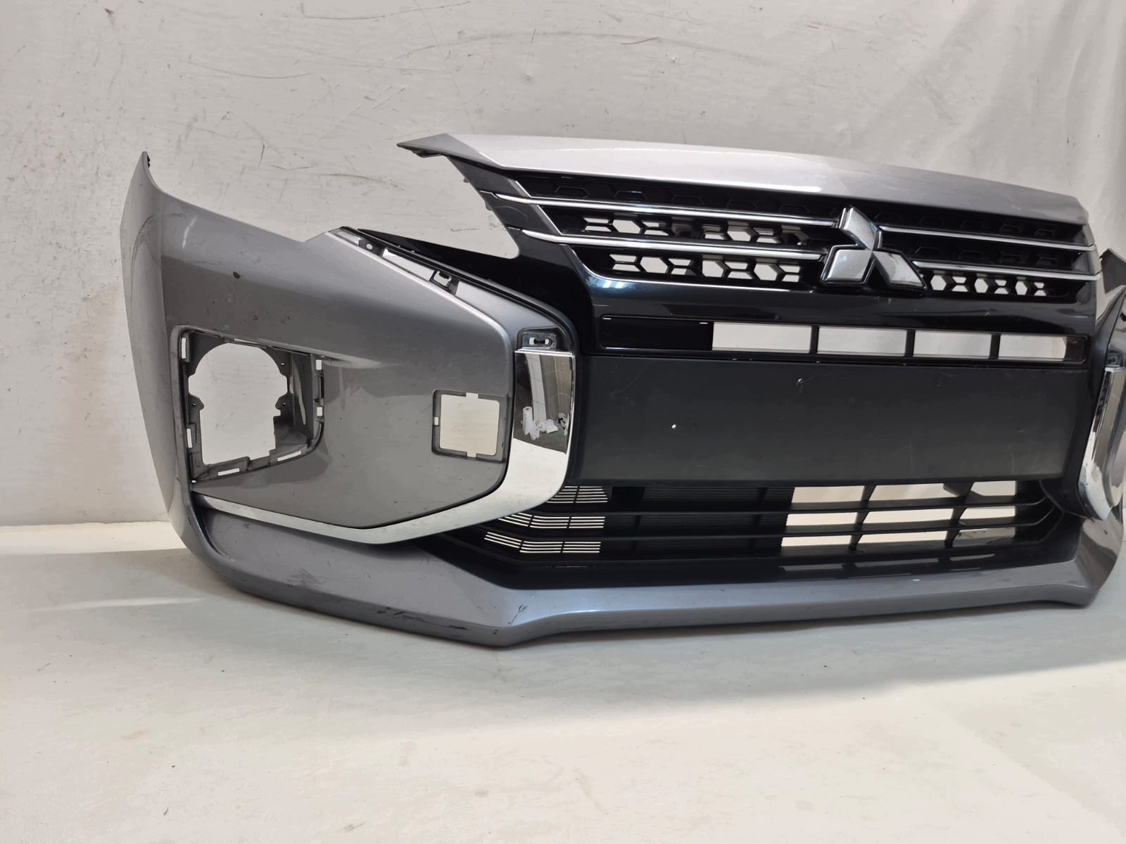 MITSUBISHI SPACE STAR II LIFT 19- bumper front front 6400J973ZZ
