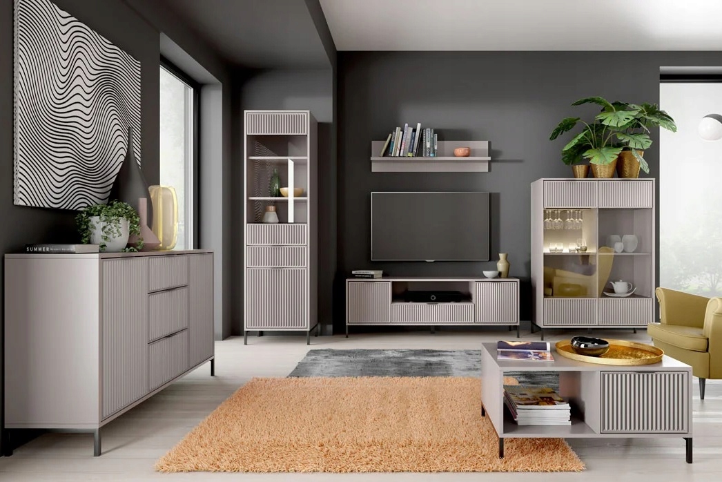 witryna na nóżkach słupek zamykany szybą Linka 05 Marka Jarstol