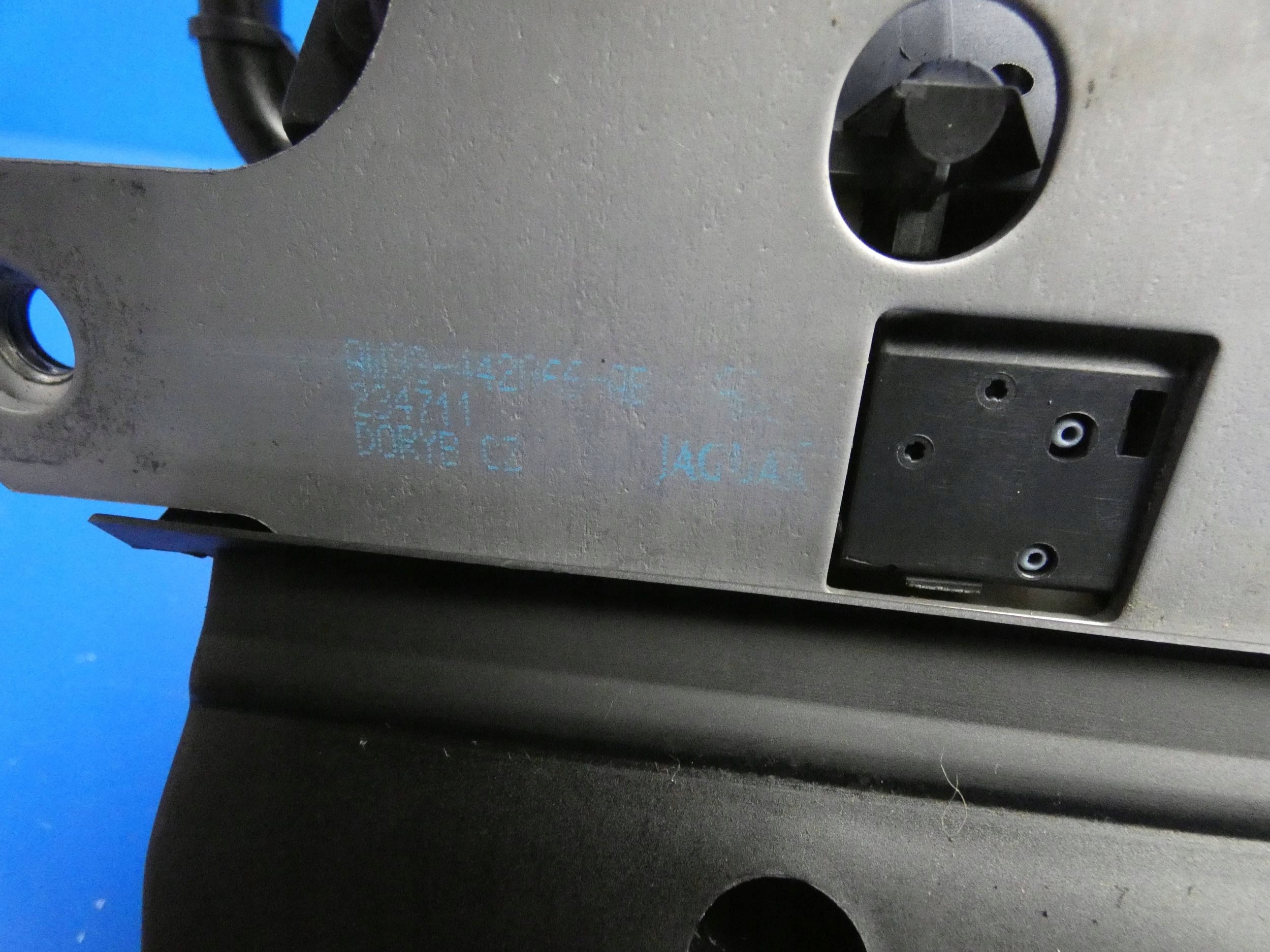 JAGUAR XJ X351 lock bonnet boot rear part