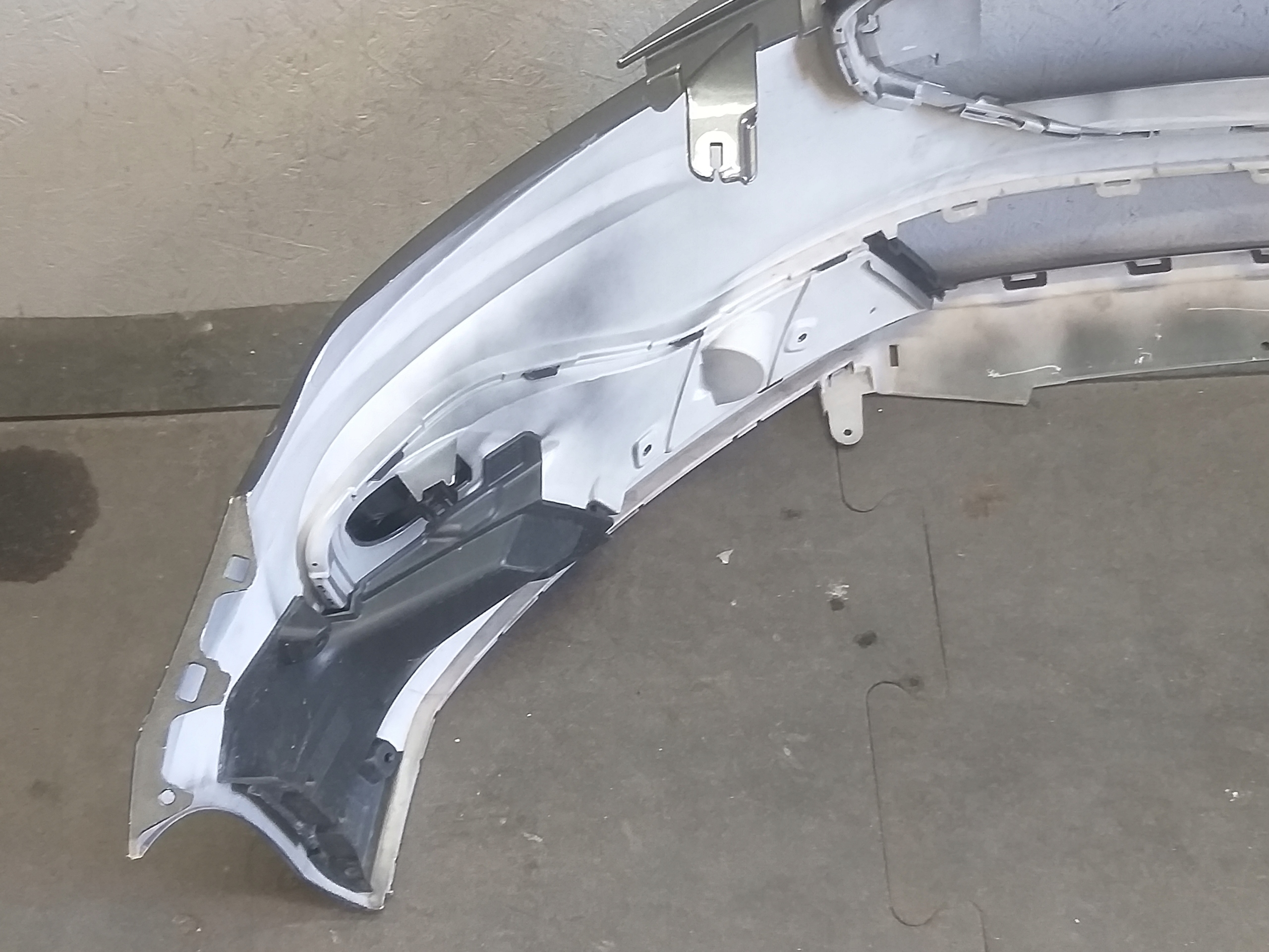 nárazník předek FORD FOCUS MK4 LIFT