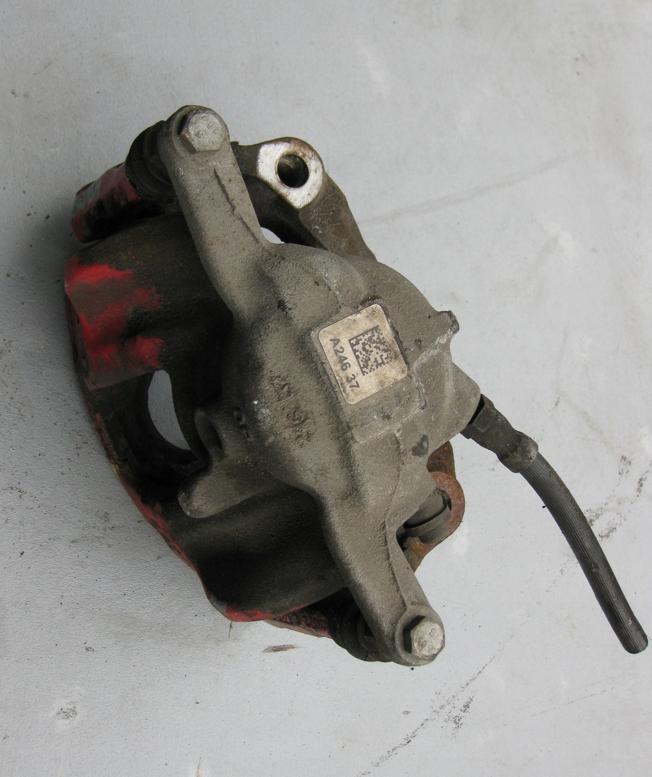 MERCEDES W246 2.2 CDI 14R caliper left front