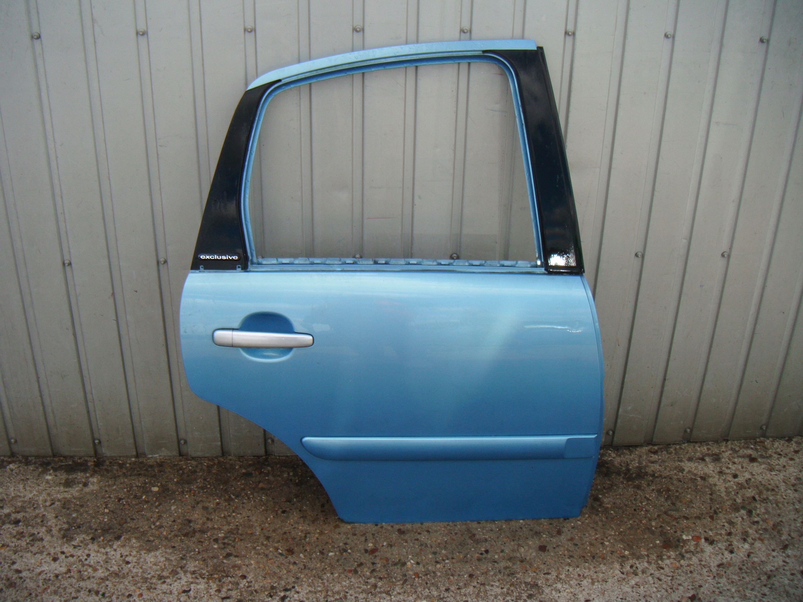 CITROEN C3 2002 - 2009 1.4 DRZWI PRAWY TYŁ PRAWE TYLNE KOD LAK: KMYB ...